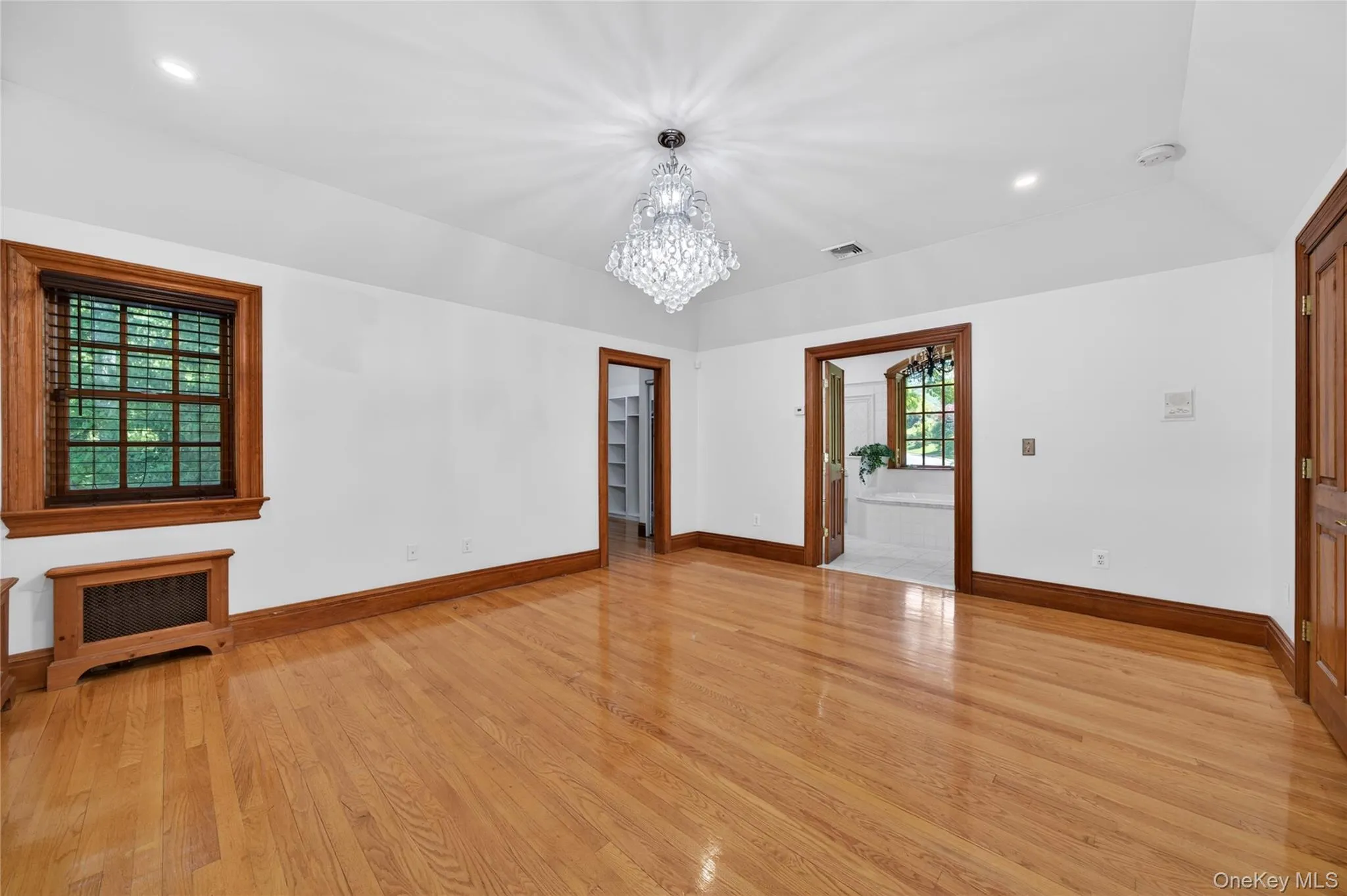 10 Greenwich Avenue, Woodbury, NY, 5 Bedrooms Bedrooms, 10 Rooms Rooms,3 BathroomsBathrooms,Residential,For Rent,Greenwich,0,1013286 10 Greenwich Avenue, Woodbury, NY, 5 Bedrooms Bedrooms, 10 Rooms Rooms,3 BathroomsBathrooms,Residential,For Rent,Greenwich,0,1013286