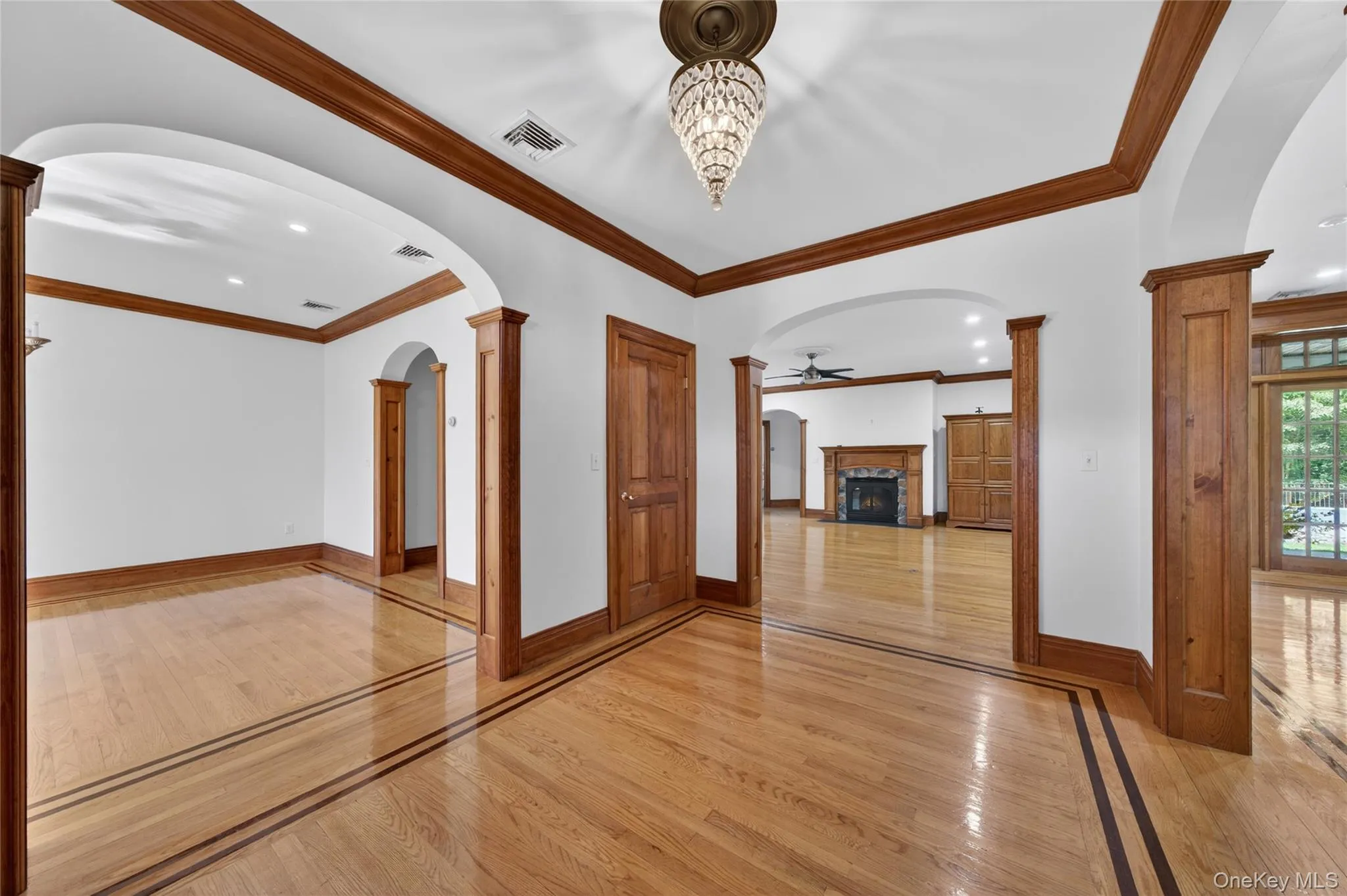 10 Greenwich Avenue, Woodbury, NY, 5 Bedrooms Bedrooms, 10 Rooms Rooms,3 BathroomsBathrooms,Residential,For Rent,Greenwich,0,1013286 10 Greenwich Avenue, Woodbury, NY, 5 Bedrooms Bedrooms, 10 Rooms Rooms,3 BathroomsBathrooms,Residential,For Rent,Greenwich,0,1013286