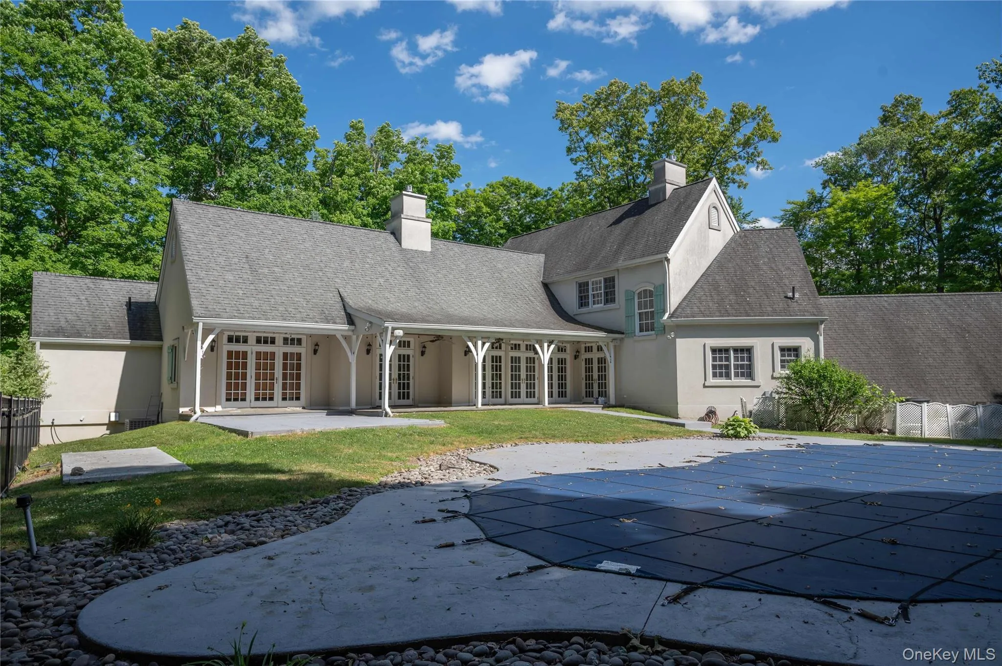 10 Greenwich Avenue, Woodbury, NY, 5 Bedrooms Bedrooms, 10 Rooms Rooms,3 BathroomsBathrooms,Residential,For Rent,Greenwich,0,1013286 10 Greenwich Avenue, Woodbury, NY, 5 Bedrooms Bedrooms, 10 Rooms Rooms,3 BathroomsBathrooms,Residential,For Rent,Greenwich,0,1013286
