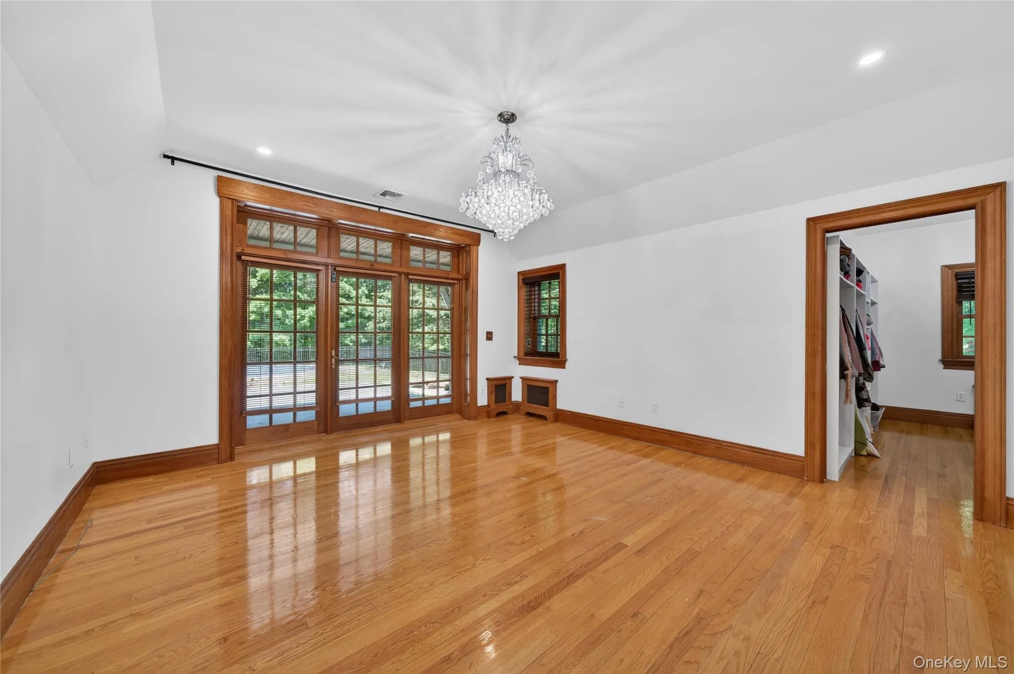 10 Greenwich Avenue, Woodbury, NY, 5 Bedrooms Bedrooms, 10 Rooms Rooms,3 BathroomsBathrooms,Residential,For Rent,Greenwich,0,1013286 10 Greenwich Avenue, Woodbury, NY, 5 Bedrooms Bedrooms, 10 Rooms Rooms,3 BathroomsBathrooms,Residential,For Rent,Greenwich,0,1013286