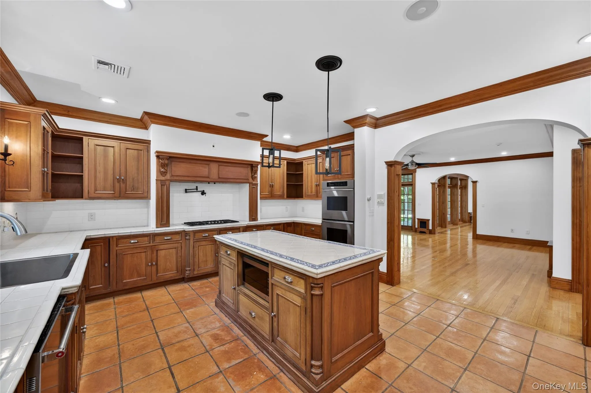 10 Greenwich Avenue, Woodbury, NY, 5 Bedrooms Bedrooms, 10 Rooms Rooms,3 BathroomsBathrooms,Residential,For Rent,Greenwich,0,1013286 10 Greenwich Avenue, Woodbury, NY, 5 Bedrooms Bedrooms, 10 Rooms Rooms,3 BathroomsBathrooms,Residential,For Rent,Greenwich,0,1013286