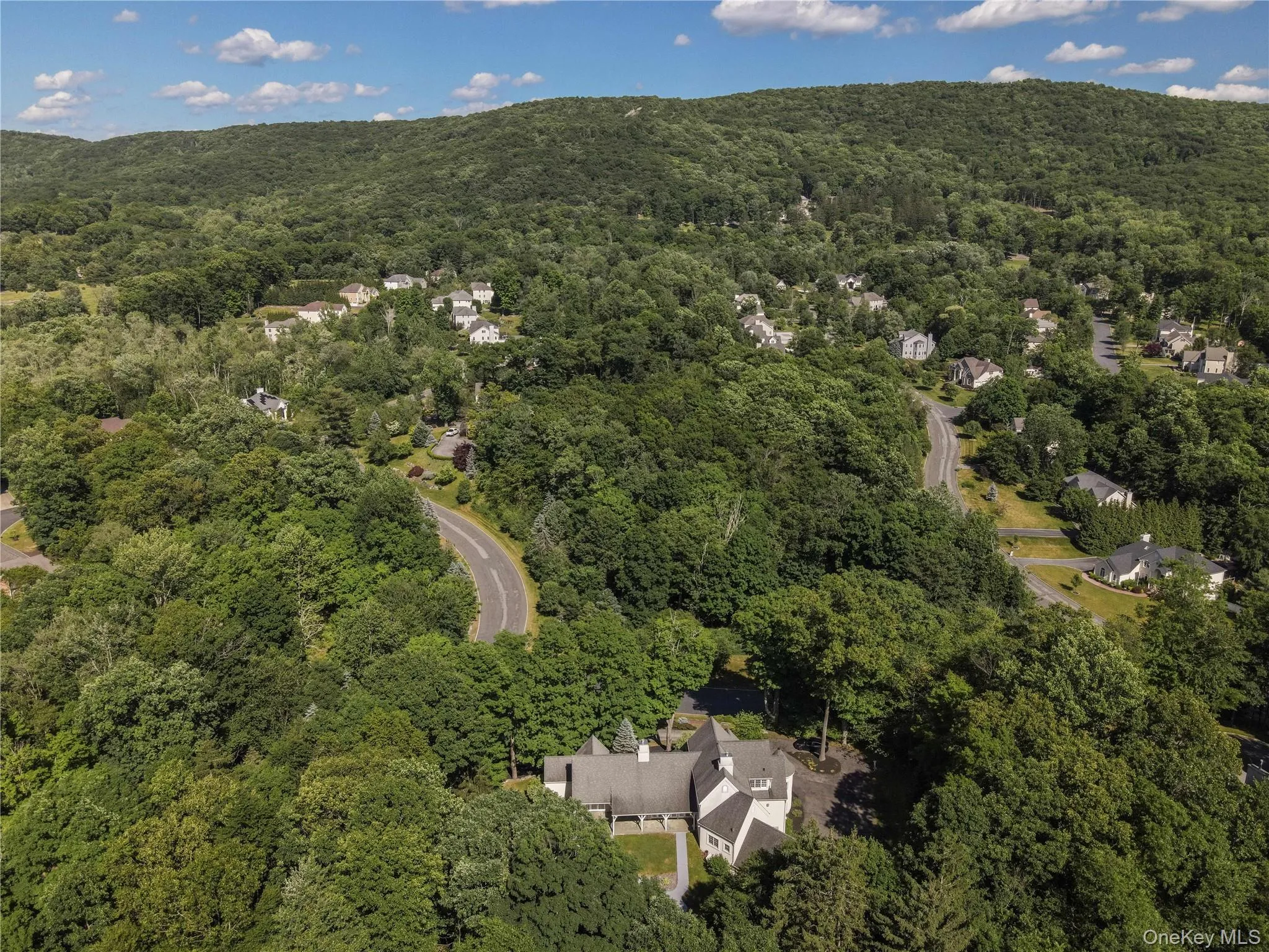 10 Greenwich Avenue, Woodbury, NY, 5 Bedrooms Bedrooms, 10 Rooms Rooms,3 BathroomsBathrooms,Residential,For Rent,Greenwich,0,1013286 10 Greenwich Avenue, Woodbury, NY, 5 Bedrooms Bedrooms, 10 Rooms Rooms,3 BathroomsBathrooms,Residential,For Rent,Greenwich,0,1013286