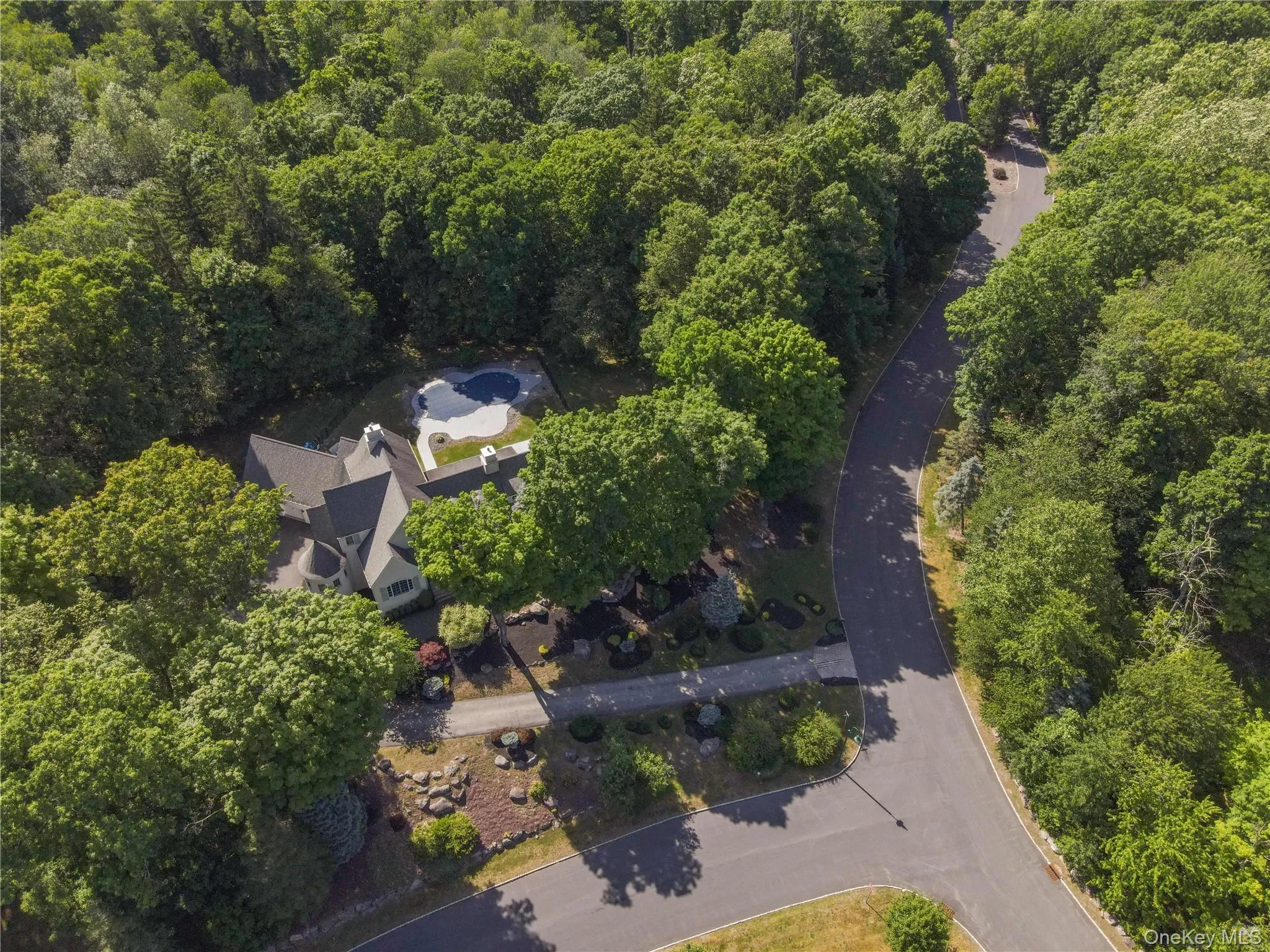 10 Greenwich Avenue, Woodbury, NY, 5 Bedrooms Bedrooms, 10 Rooms Rooms,3 BathroomsBathrooms,Residential,For Rent,Greenwich,0,1013286 10 Greenwich Avenue, Woodbury, NY, 5 Bedrooms Bedrooms, 10 Rooms Rooms,3 BathroomsBathrooms,Residential,For Rent,Greenwich,0,1013286