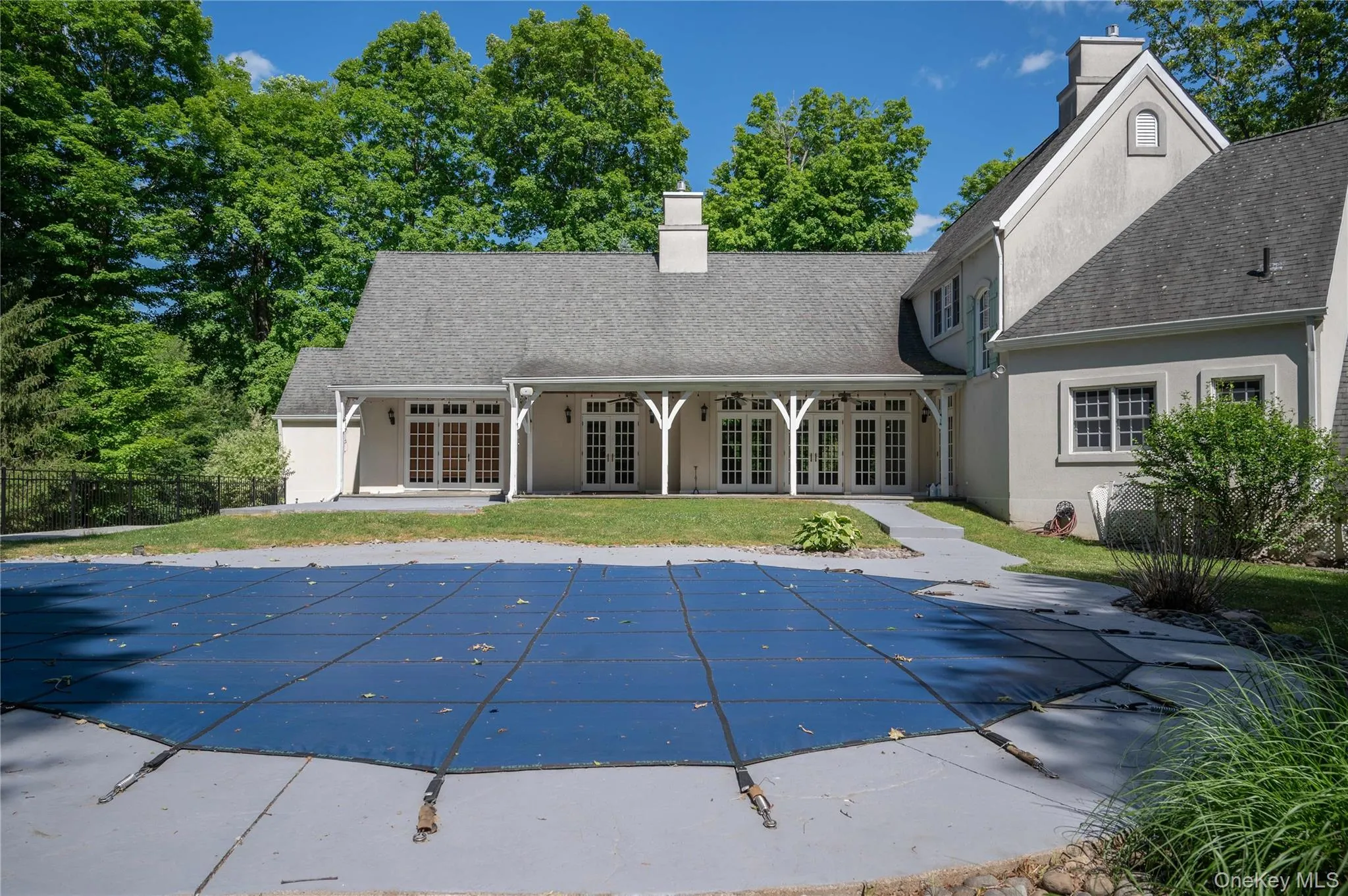 10 Greenwich Avenue, Woodbury, NY, 5 Bedrooms Bedrooms, 10 Rooms Rooms,3 BathroomsBathrooms,Residential,For Rent,Greenwich,0,1013286 10 Greenwich Avenue, Woodbury, NY, 5 Bedrooms Bedrooms, 10 Rooms Rooms,3 BathroomsBathrooms,Residential,For Rent,Greenwich,0,1013286