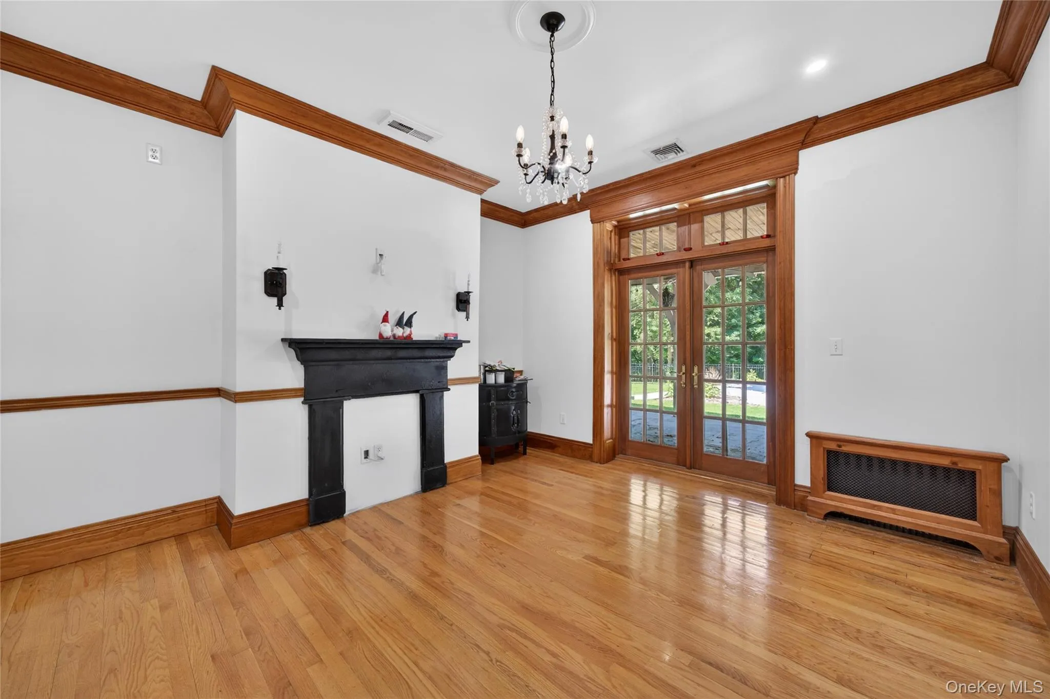 10 Greenwich Avenue, Woodbury, NY, 5 Bedrooms Bedrooms, 10 Rooms Rooms,3 BathroomsBathrooms,Residential,For Rent,Greenwich,0,1013286 10 Greenwich Avenue, Woodbury, NY, 5 Bedrooms Bedrooms, 10 Rooms Rooms,3 BathroomsBathrooms,Residential,For Rent,Greenwich,0,1013286