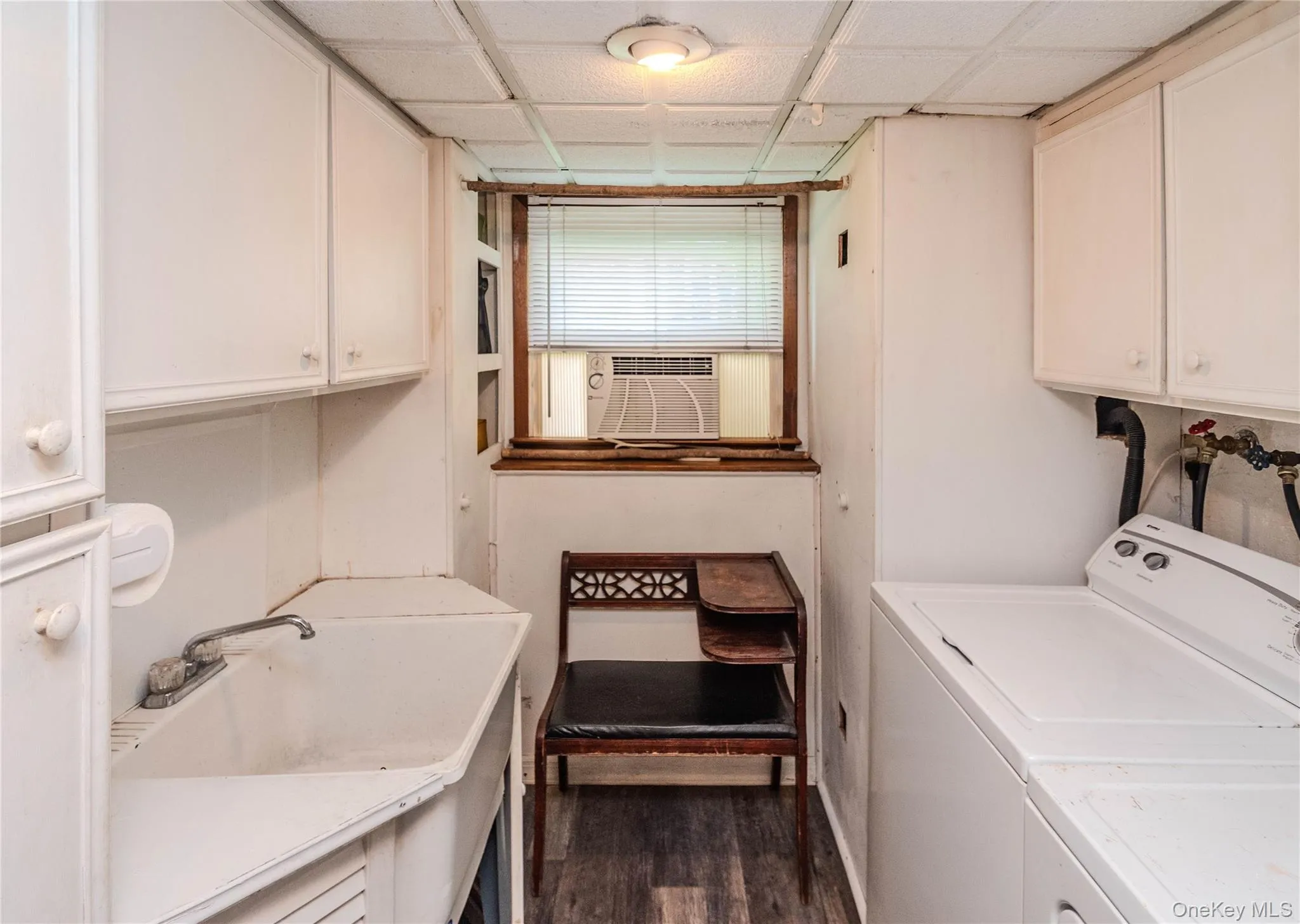 1633 Salt Point Turnpike, Pleasant Valley, NY, 3 Bedrooms Bedrooms, 8 Rooms Rooms,2 BathroomsBathrooms,Residential,For Rent,Salt Point,0,1013288 1633 Salt Point Turnpike, Pleasant Valley, NY, 3 Bedrooms Bedrooms, 8 Rooms Rooms,2 BathroomsBathrooms,Residential,For Rent,Salt Point,0,1013288