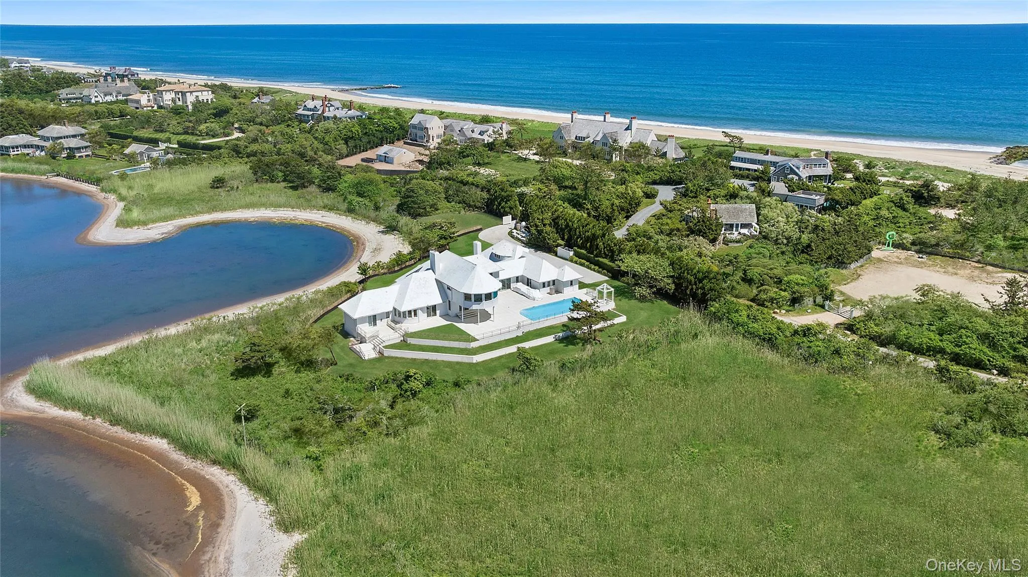 64 End Road, East Hampton, NY, 4 Bedrooms Bedrooms, 16 Rooms Rooms,4 BathroomsBathrooms,Residential,For Rent,End,0,1013290 64 End Road, East Hampton, NY, 4 Bedrooms Bedrooms, 16 Rooms Rooms,4 BathroomsBathrooms,Residential,For Rent,End,0,1013290