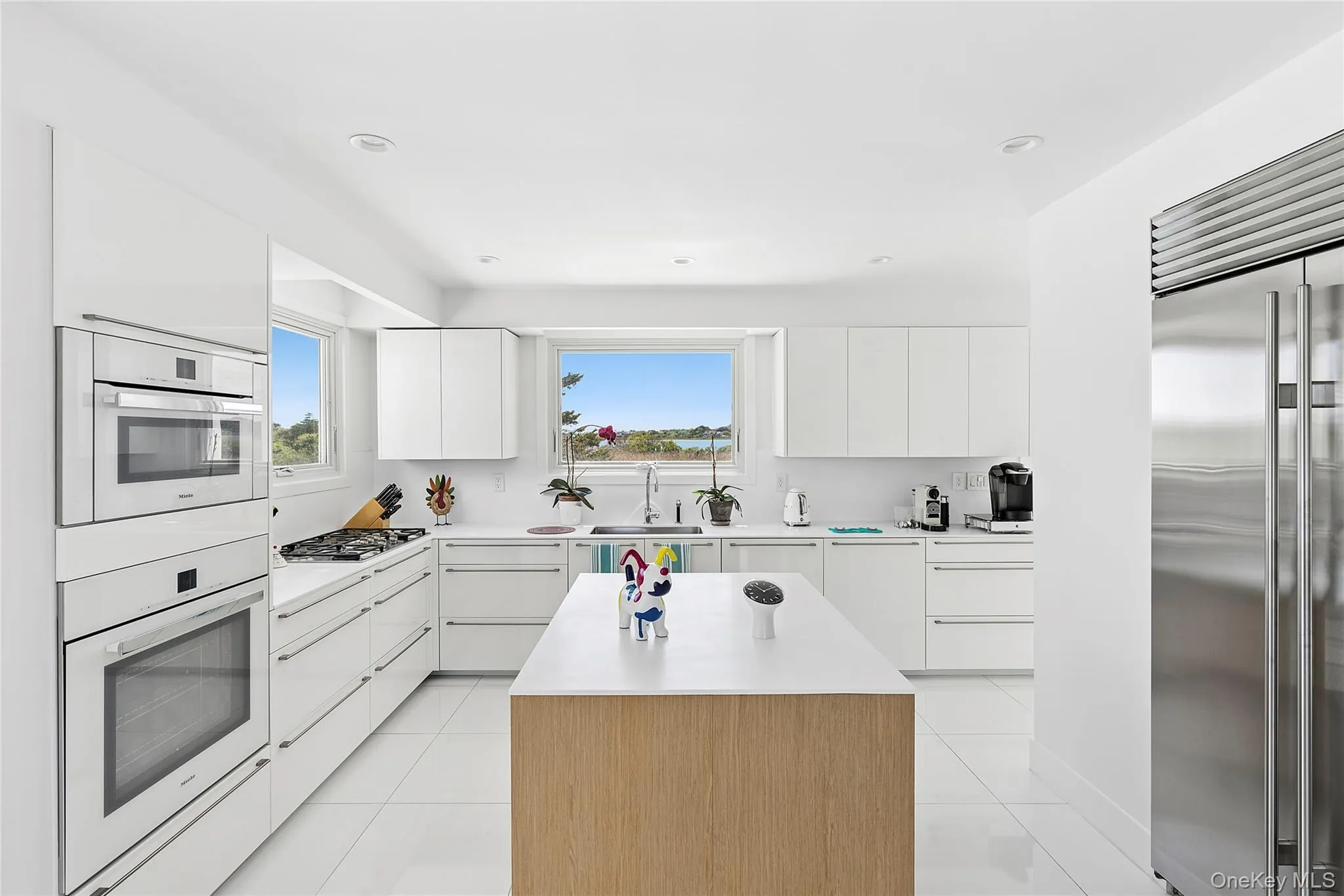 64 End Road, East Hampton, NY, 4 Bedrooms Bedrooms, 16 Rooms Rooms,4 BathroomsBathrooms,Residential,For Rent,End,0,1013290 64 End Road, East Hampton, NY, 4 Bedrooms Bedrooms, 16 Rooms Rooms,4 BathroomsBathrooms,Residential,For Rent,End,0,1013290