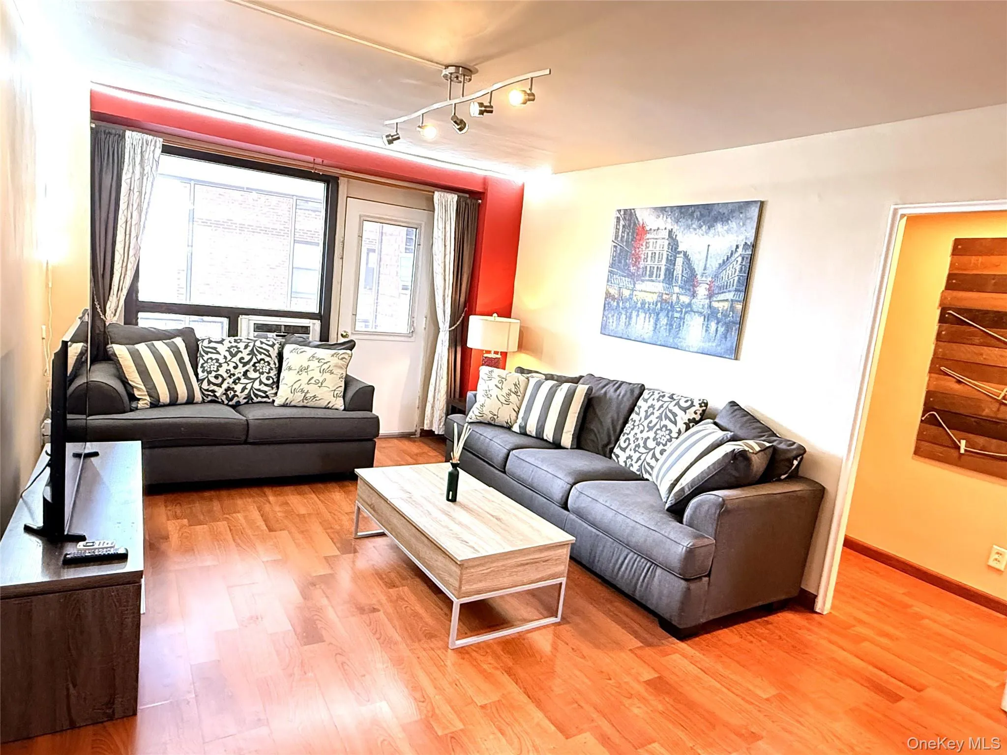 61-25 98th Street, New York, NY, 1 Bedroom Bedrooms, 2 Rooms Rooms,1 BathroomBathrooms,Residential,For Rent,98th,0,1013296 61-25 98th Street, New York, NY, 1 Bedroom Bedrooms, 2 Rooms Rooms,1 BathroomBathrooms,Residential,For Rent,98th,0,1013296