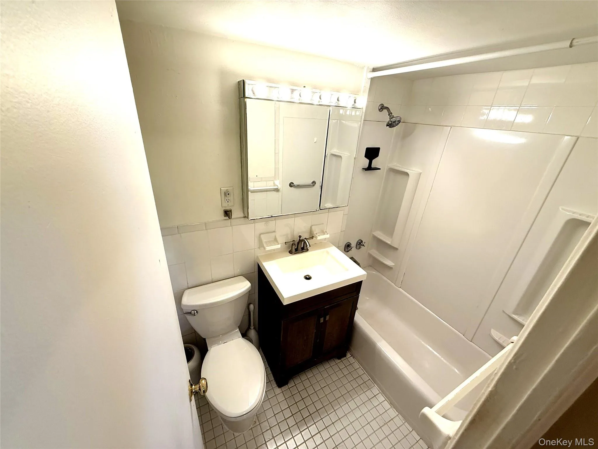 61-25 98th Street, New York, NY, 1 Bedroom Bedrooms, 2 Rooms Rooms,1 BathroomBathrooms,Residential,For Rent,98th,0,1013296 61-25 98th Street, New York, NY, 1 Bedroom Bedrooms, 2 Rooms Rooms,1 BathroomBathrooms,Residential,For Rent,98th,0,1013296