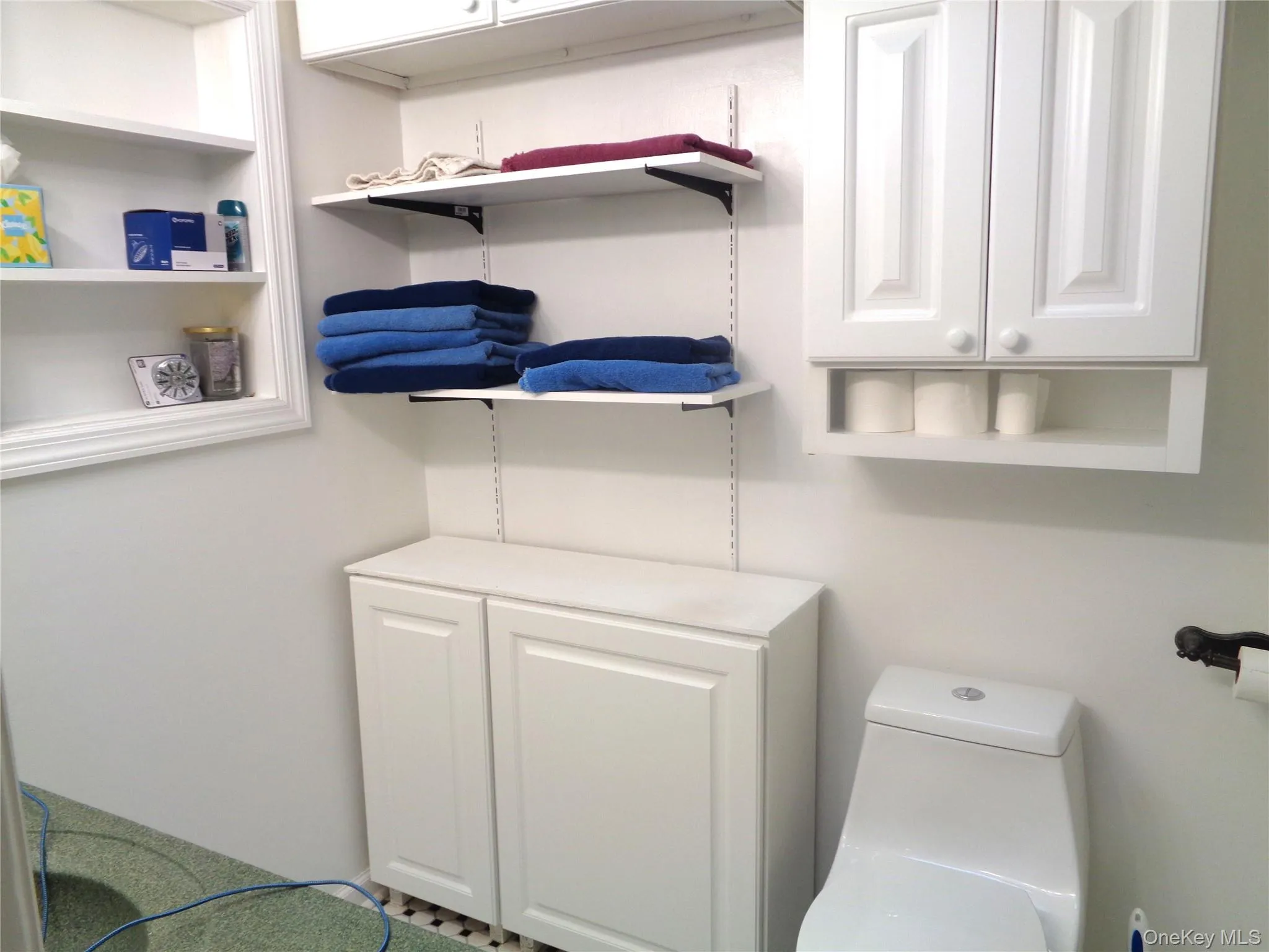7 Holm Run, Pawling, NY, 3 Bedrooms Bedrooms, 7 Rooms Rooms,2 BathroomsBathrooms,Residential,For Rent,Holm,0,1013297 7 Holm Run, Pawling, NY, 3 Bedrooms Bedrooms, 7 Rooms Rooms,2 BathroomsBathrooms,Residential,For Rent,Holm,0,1013297