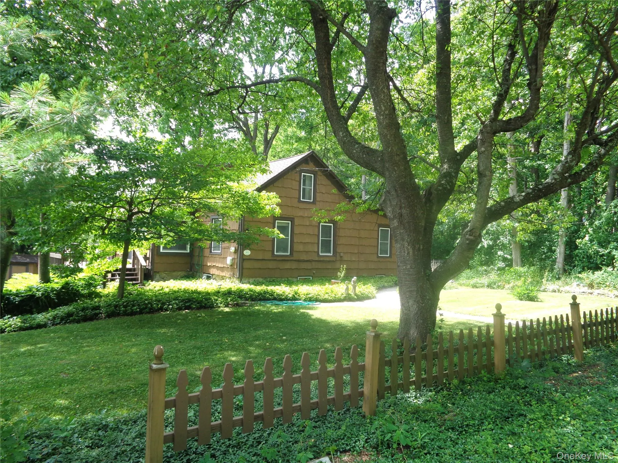 7 Holm Run, Pawling, NY, 3 Bedrooms Bedrooms, 7 Rooms Rooms,2 BathroomsBathrooms,Residential,For Rent,Holm,0,1013297 7 Holm Run, Pawling, NY, 3 Bedrooms Bedrooms, 7 Rooms Rooms,2 BathroomsBathrooms,Residential,For Rent,Holm,0,1013297