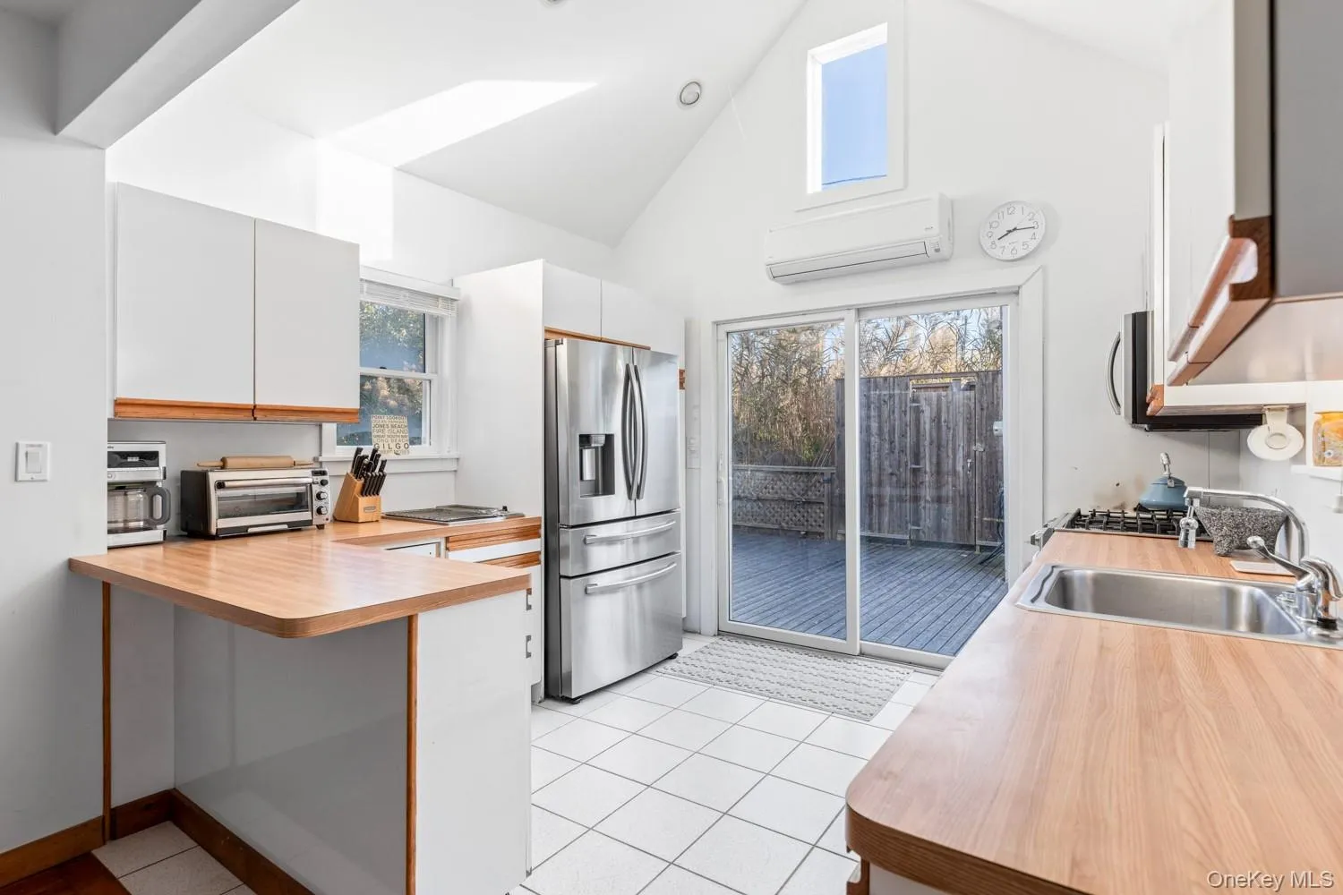 38 Homesite Avenue, Islip, NY, 4 Bedrooms Bedrooms, 7 Rooms Rooms,1 BathroomBathrooms,Residential,For Rent,Homesite,0,1013299 38 Homesite Avenue, Islip, NY, 4 Bedrooms Bedrooms, 7 Rooms Rooms,1 BathroomBathrooms,Residential,For Rent,Homesite,0,1013299