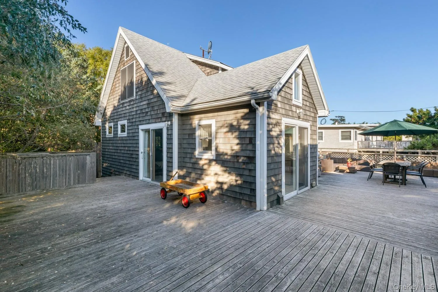 38 Homesite Avenue, Islip, NY, 4 Bedrooms Bedrooms, 7 Rooms Rooms,1 BathroomBathrooms,Residential,For Rent,Homesite,0,1013299 38 Homesite Avenue, Islip, NY, 4 Bedrooms Bedrooms, 7 Rooms Rooms,1 BathroomBathrooms,Residential,For Rent,Homesite,0,1013299