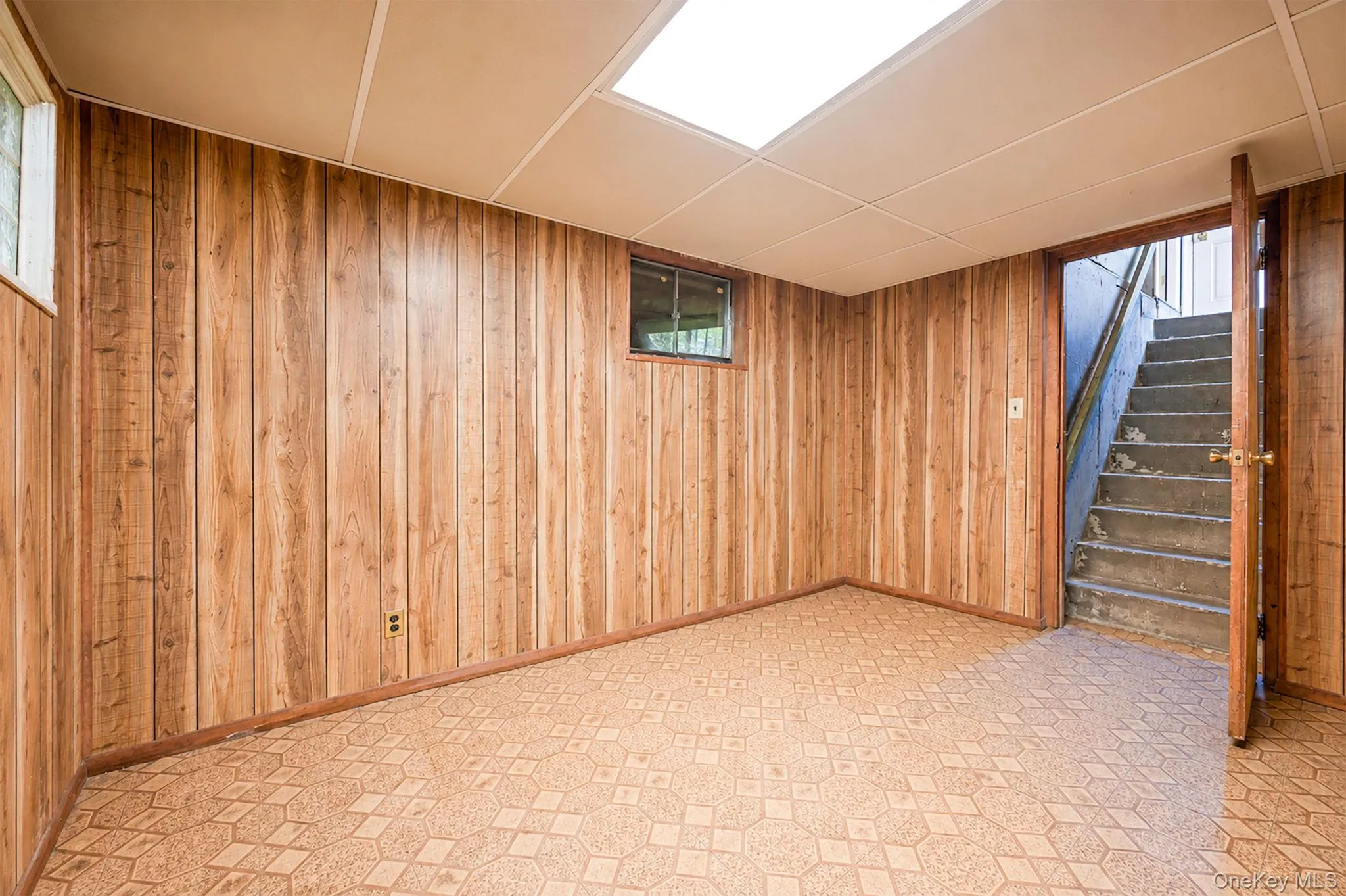 345 Earle Street, Islip, NY, 4 Bedrooms Bedrooms, 9 Rooms Rooms,1 BathroomBathrooms,Residential,For Rent,Earle,0,1013304 345 Earle Street, Islip, NY, 4 Bedrooms Bedrooms, 9 Rooms Rooms,1 BathroomBathrooms,Residential,For Rent,Earle,0,1013304