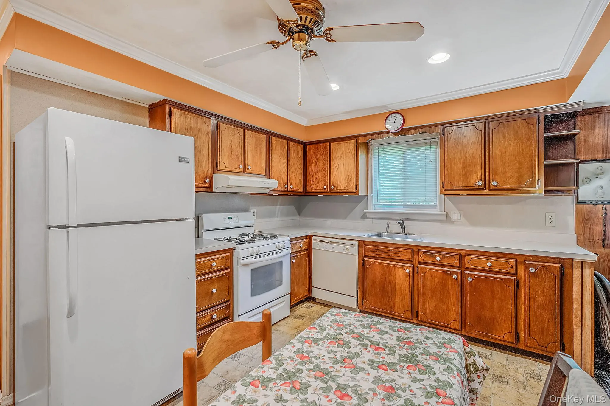 345 Earle Street, Islip, NY, 4 Bedrooms Bedrooms, 9 Rooms Rooms,1 BathroomBathrooms,Residential,For Rent,Earle,0,1013304 345 Earle Street, Islip, NY, 4 Bedrooms Bedrooms, 9 Rooms Rooms,1 BathroomBathrooms,Residential,For Rent,Earle,0,1013304