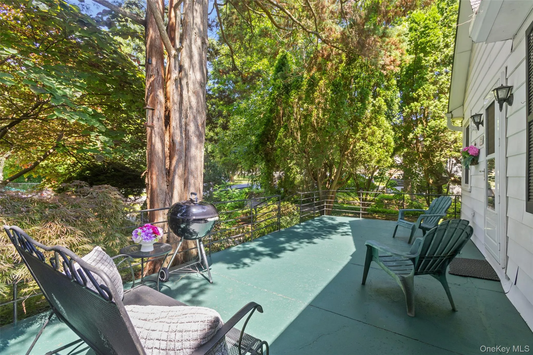 Stretch out and unwind on the generous front patio. Stretch out and unwind on the generous front patio.