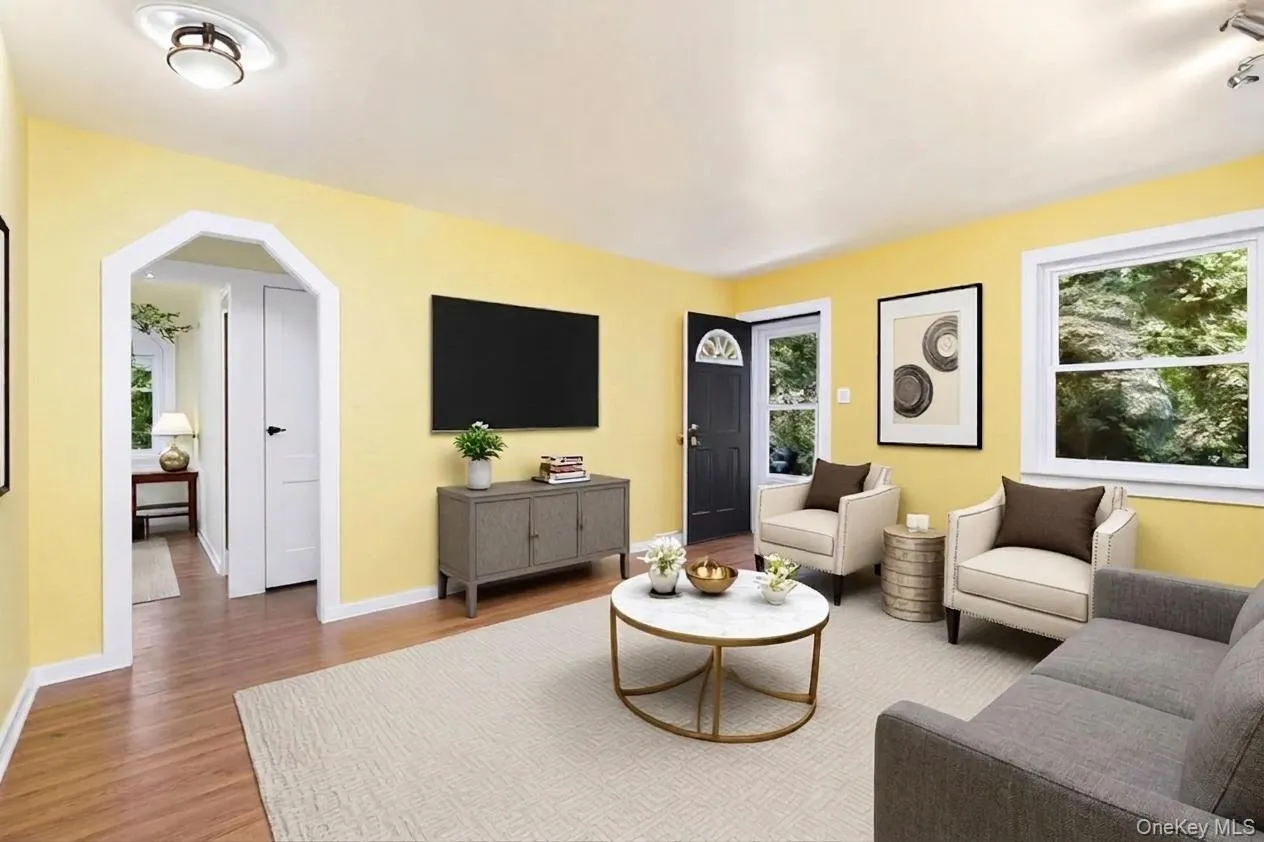More than ample space to accommodate visitors-virtually staged More than ample space to accommodate visitors-virtually staged