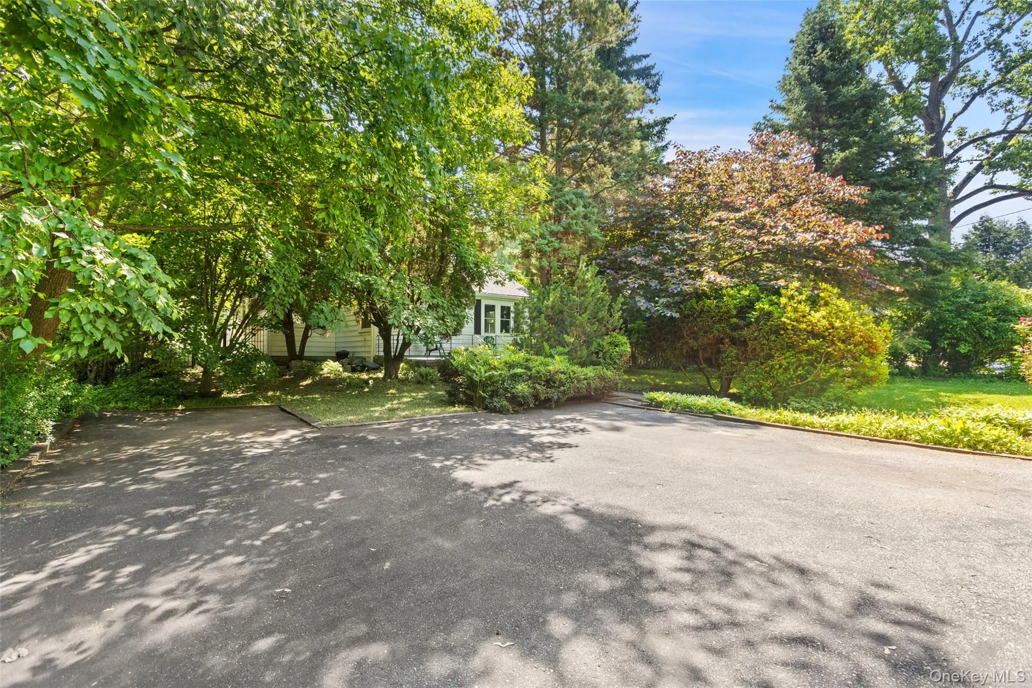 Driveway parking for 3 cars Driveway parking for 3 cars
