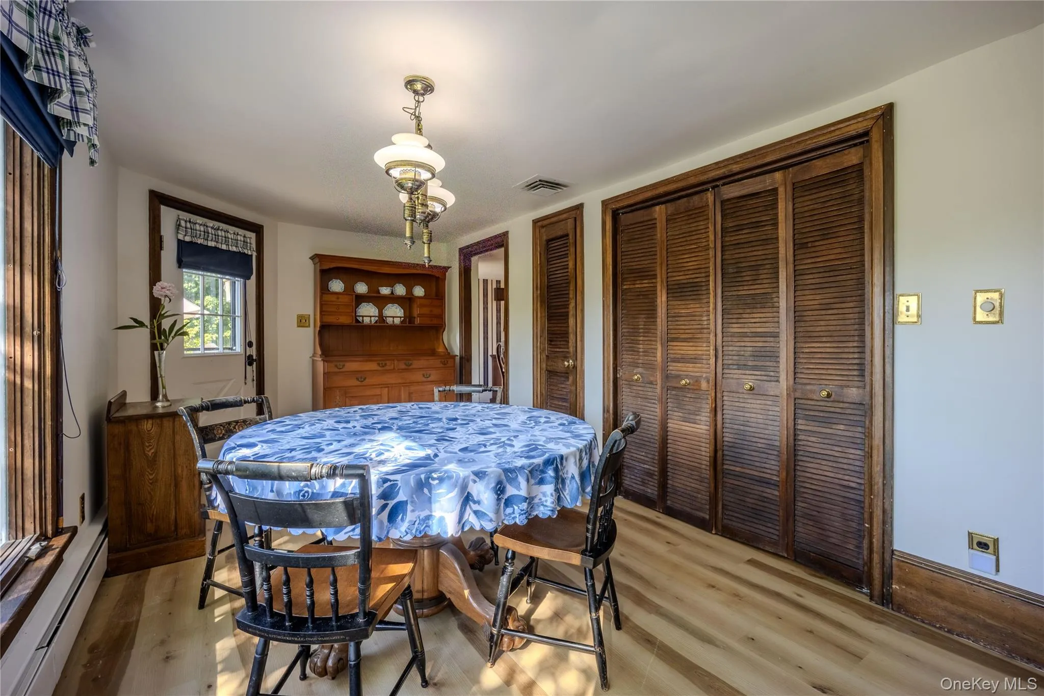 190 Dunthorne Drive, Crawford, NY, 4 Bedrooms Bedrooms, 12 Rooms Rooms,3 BathroomsBathrooms,Residential,For Rent,Dunthorne,0,1013311 190 Dunthorne Drive, Crawford, NY, 4 Bedrooms Bedrooms, 12 Rooms Rooms,3 BathroomsBathrooms,Residential,For Rent,Dunthorne,0,1013311