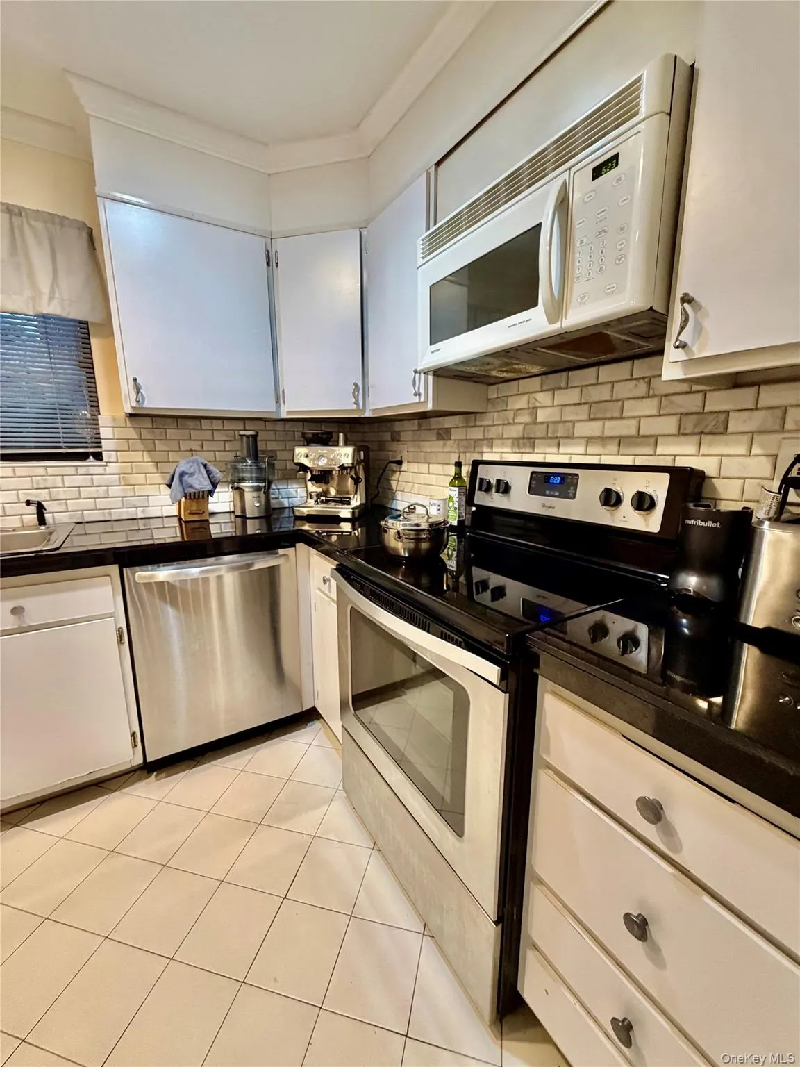 75 greenway Close, Rye Town, NY, 3 Bedrooms Bedrooms, 10 Rooms Rooms,2 BathroomsBathrooms,Residential Lease,For Rent,Close,0,1013315 75 greenway Close, Rye Town, NY, 3 Bedrooms Bedrooms, 10 Rooms Rooms,2 BathroomsBathrooms,Residential Lease,For Rent,Close,0,1013315
