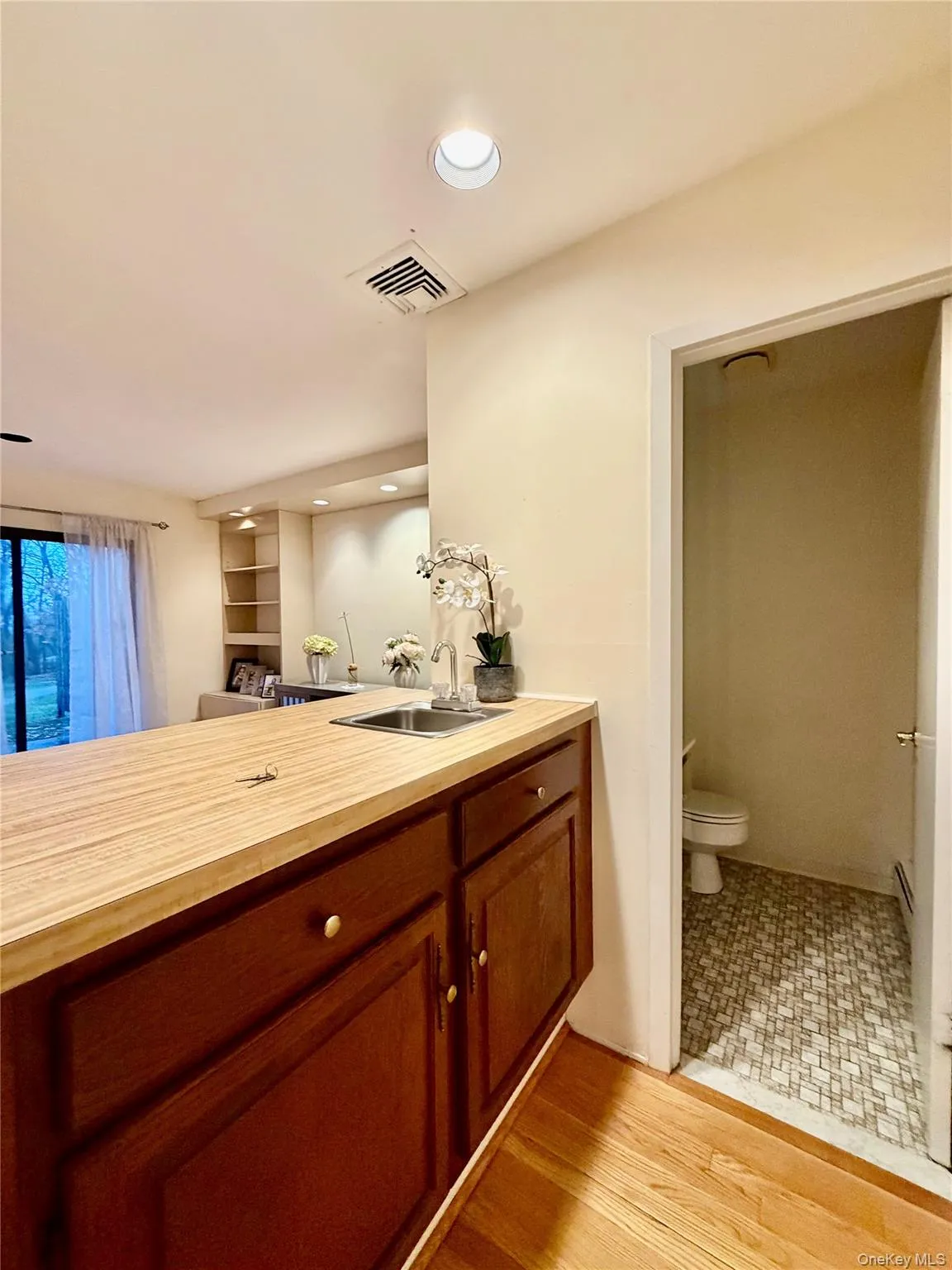 75 greenway Close, Rye Town, NY, 3 Bedrooms Bedrooms, 10 Rooms Rooms,2 BathroomsBathrooms,Residential Lease,For Rent,Close,0,1013315 75 greenway Close, Rye Town, NY, 3 Bedrooms Bedrooms, 10 Rooms Rooms,2 BathroomsBathrooms,Residential Lease,For Rent,Close,0,1013315