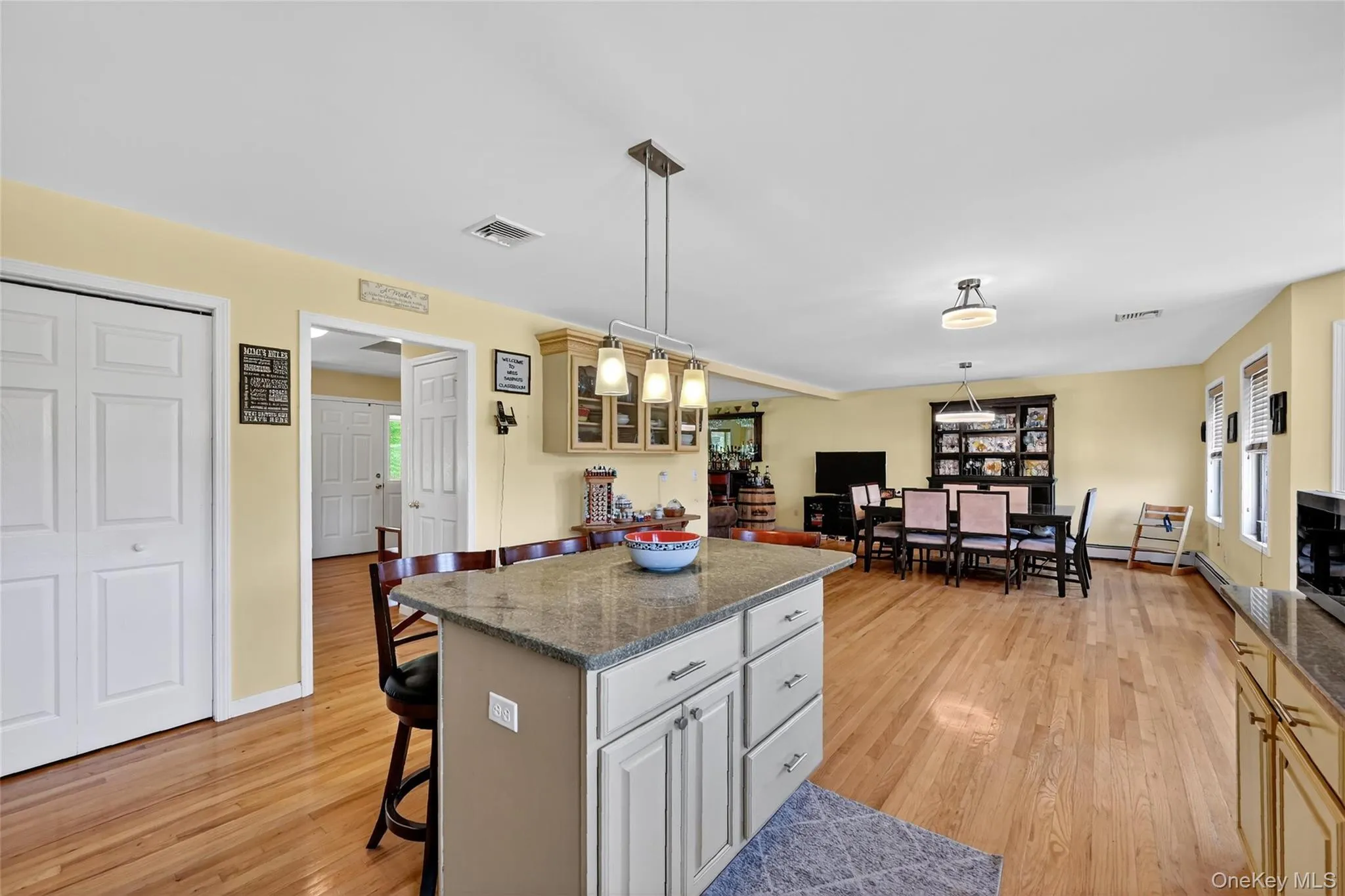 15 Old Dominion Road, Blooming Grove, NY, 4 Bedrooms Bedrooms, 8 Rooms Rooms,2 BathroomsBathrooms,Residential Lease,For Rent,Old Dominion,0,1013316 15 Old Dominion Road, Blooming Grove, NY, 4 Bedrooms Bedrooms, 8 Rooms Rooms,2 BathroomsBathrooms,Residential Lease,For Rent,Old Dominion,0,1013316