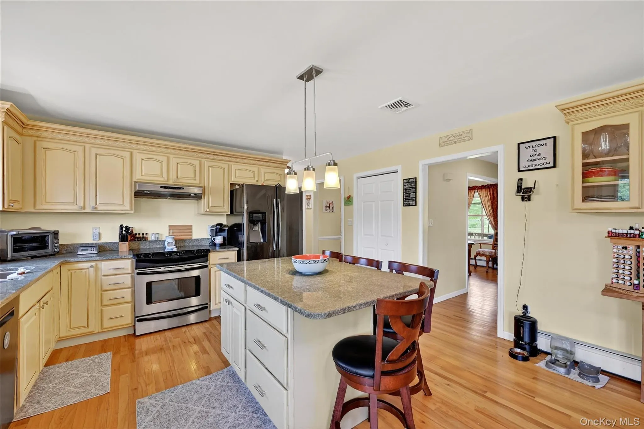 15 Old Dominion Road, Blooming Grove, NY, 4 Bedrooms Bedrooms, 8 Rooms Rooms,2 BathroomsBathrooms,Residential Lease,For Rent,Old Dominion,0,1013316 15 Old Dominion Road, Blooming Grove, NY, 4 Bedrooms Bedrooms, 8 Rooms Rooms,2 BathroomsBathrooms,Residential Lease,For Rent,Old Dominion,0,1013316