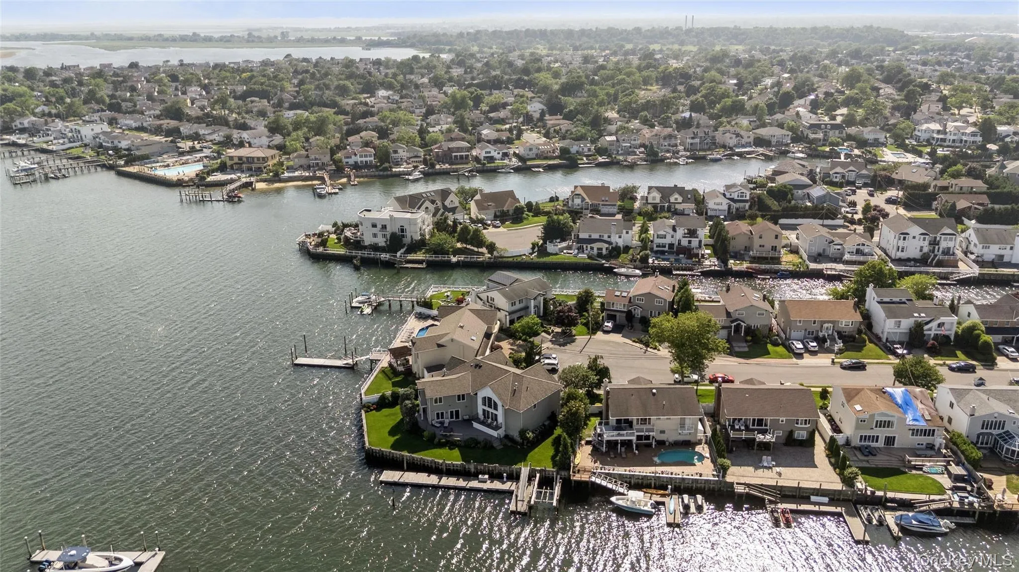 2935 Bay Drive, Hempstead, NY, 5 Bedrooms Bedrooms, 8 Rooms Rooms,4 BathroomsBathrooms,Residential,For Rent,Bay,0,1013320 2935 Bay Drive, Hempstead, NY, 5 Bedrooms Bedrooms, 8 Rooms Rooms,4 BathroomsBathrooms,Residential,For Rent,Bay,0,1013320