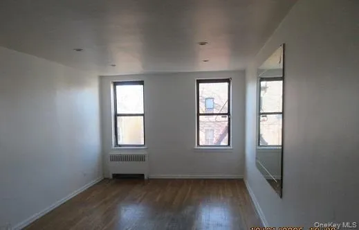 3231 Barker Avenue, New York, NY, 1 Bedroom Bedrooms, 3 Rooms Rooms,1 BathroomBathrooms,Residential,For Rent,Barker,0,1013322 3231 Barker Avenue, New York, NY, 1 Bedroom Bedrooms, 3 Rooms Rooms,1 BathroomBathrooms,Residential,For Rent,Barker,0,1013322