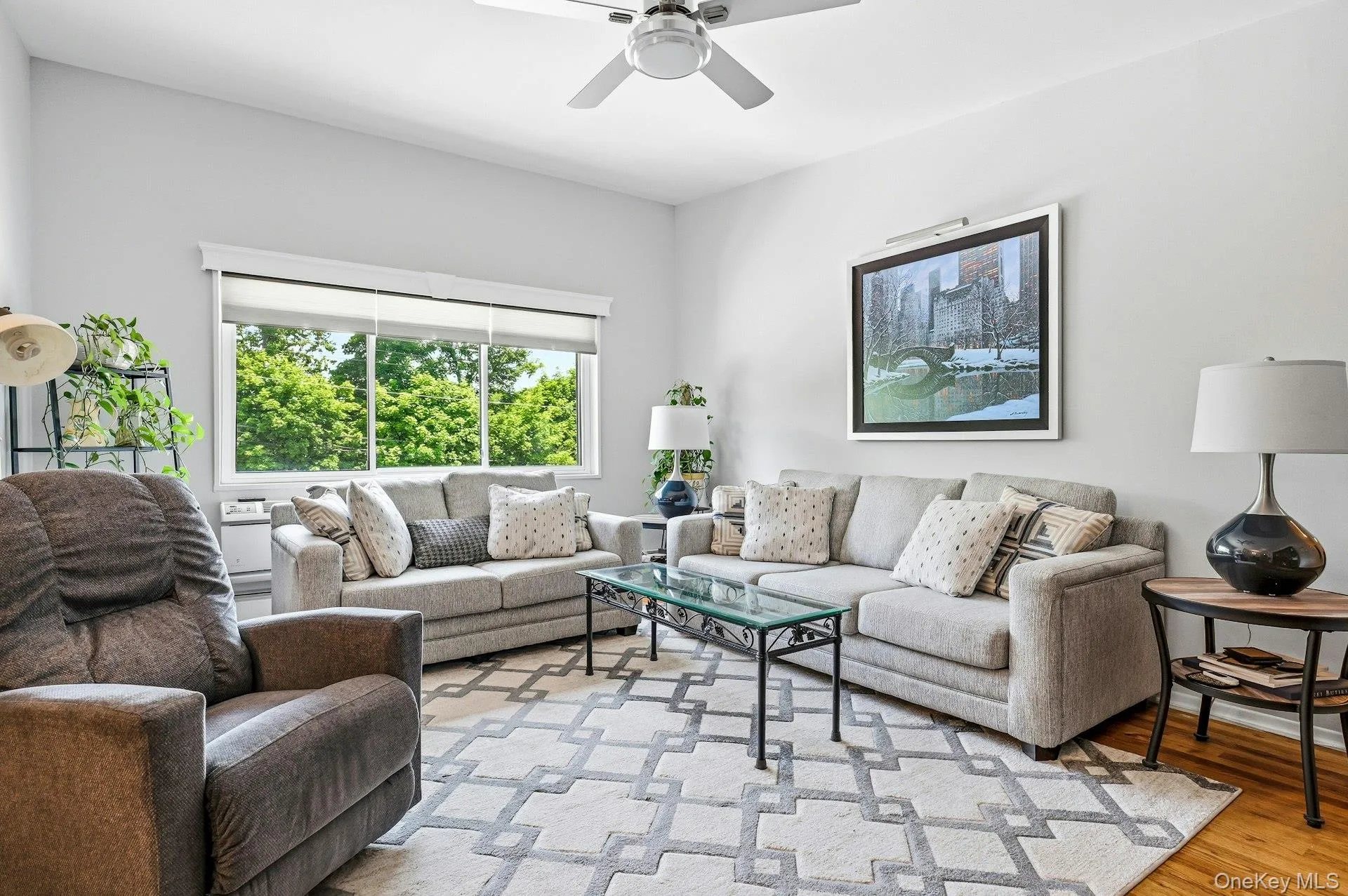 200 Lexington Avenue, Oyster Bay, NY, 1 Bedroom Bedrooms, 4 Rooms Rooms,1 BathroomBathrooms,Residential,For Rent,Lexington,0,1013323 200 Lexington Avenue, Oyster Bay, NY, 1 Bedroom Bedrooms, 4 Rooms Rooms,1 BathroomBathrooms,Residential,For Rent,Lexington,0,1013323