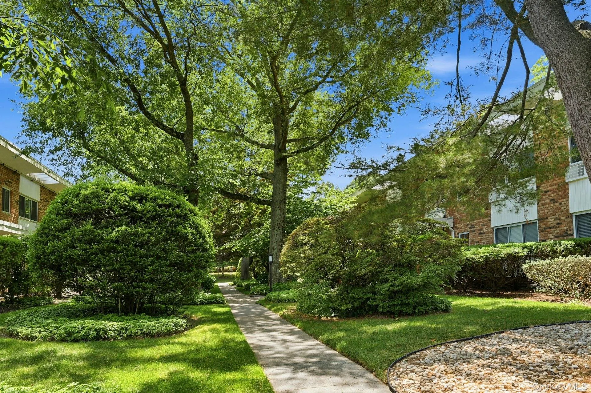 200 Lexington Avenue, Oyster Bay, NY, 1 Bedroom Bedrooms, 4 Rooms Rooms,1 BathroomBathrooms,Residential,For Rent,Lexington,0,1013323 200 Lexington Avenue, Oyster Bay, NY, 1 Bedroom Bedrooms, 4 Rooms Rooms,1 BathroomBathrooms,Residential,For Rent,Lexington,0,1013323