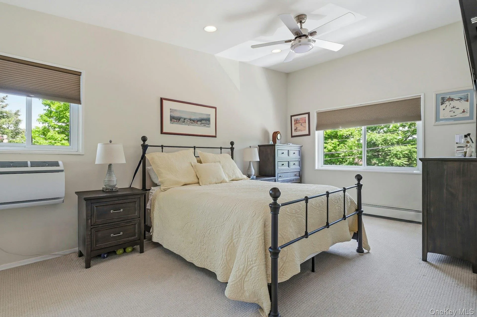 200 Lexington Avenue, Oyster Bay, NY, 1 Bedroom Bedrooms, 4 Rooms Rooms,1 BathroomBathrooms,Residential,For Rent,Lexington,0,1013323 200 Lexington Avenue, Oyster Bay, NY, 1 Bedroom Bedrooms, 4 Rooms Rooms,1 BathroomBathrooms,Residential,For Rent,Lexington,0,1013323