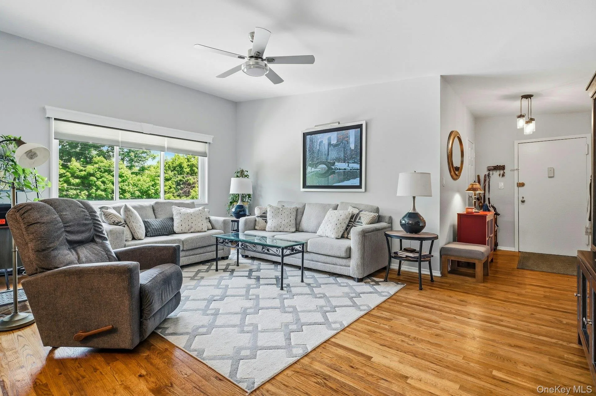 200 Lexington Avenue, Oyster Bay, NY, 1 Bedroom Bedrooms, 4 Rooms Rooms,1 BathroomBathrooms,Residential,For Rent,Lexington,0,1013323 200 Lexington Avenue, Oyster Bay, NY, 1 Bedroom Bedrooms, 4 Rooms Rooms,1 BathroomBathrooms,Residential,For Rent,Lexington,0,1013323