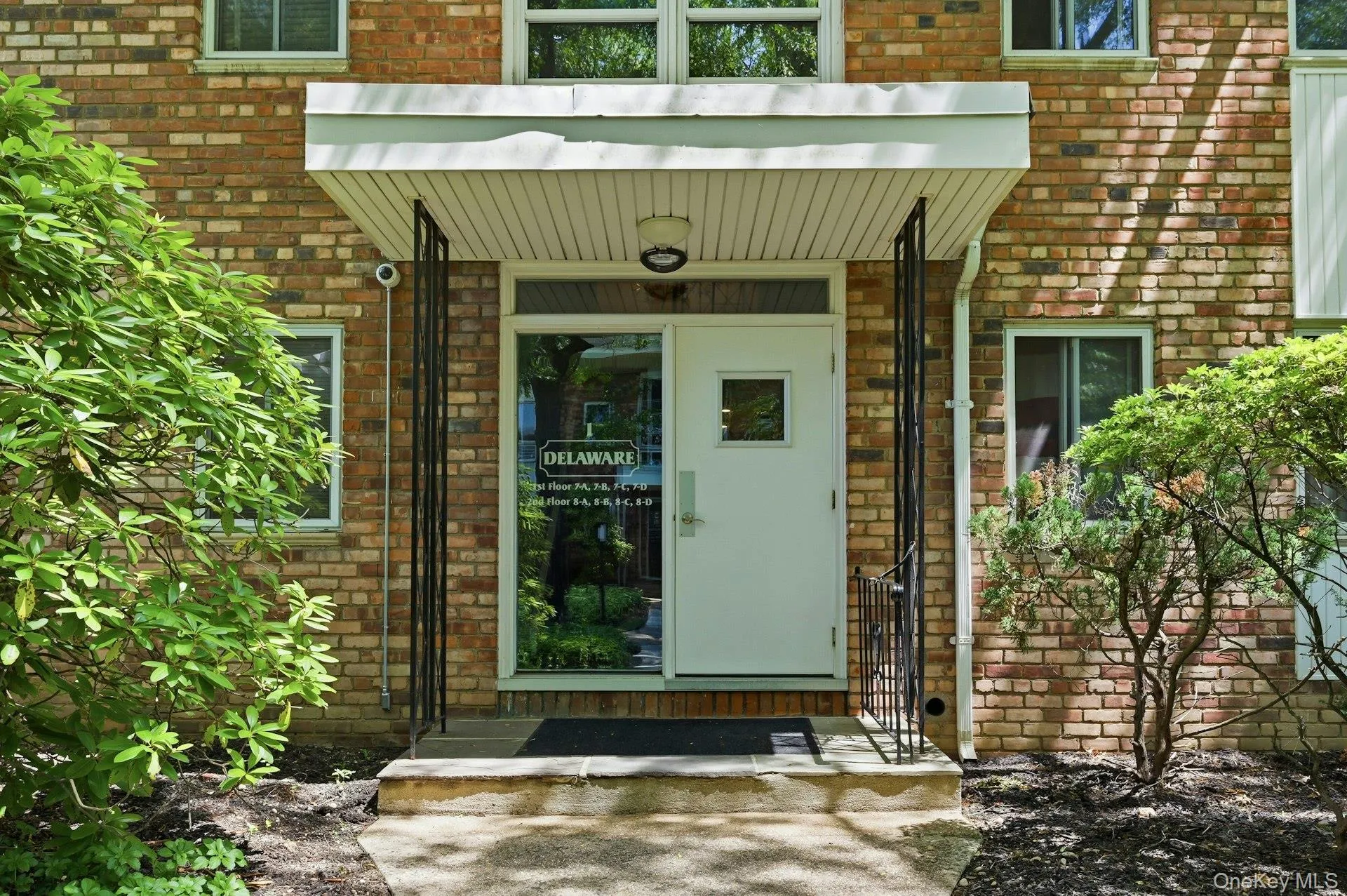 200 Lexington Avenue, Oyster Bay, NY, 1 Bedroom Bedrooms, 4 Rooms Rooms,1 BathroomBathrooms,Residential,For Rent,Lexington,0,1013323 200 Lexington Avenue, Oyster Bay, NY, 1 Bedroom Bedrooms, 4 Rooms Rooms,1 BathroomBathrooms,Residential,For Rent,Lexington,0,1013323