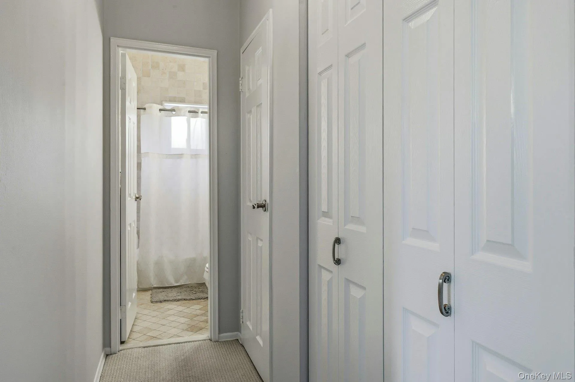 200 Lexington Avenue, Oyster Bay, NY, 1 Bedroom Bedrooms, 4 Rooms Rooms,1 BathroomBathrooms,Residential,For Rent,Lexington,0,1013323 200 Lexington Avenue, Oyster Bay, NY, 1 Bedroom Bedrooms, 4 Rooms Rooms,1 BathroomBathrooms,Residential,For Rent,Lexington,0,1013323
