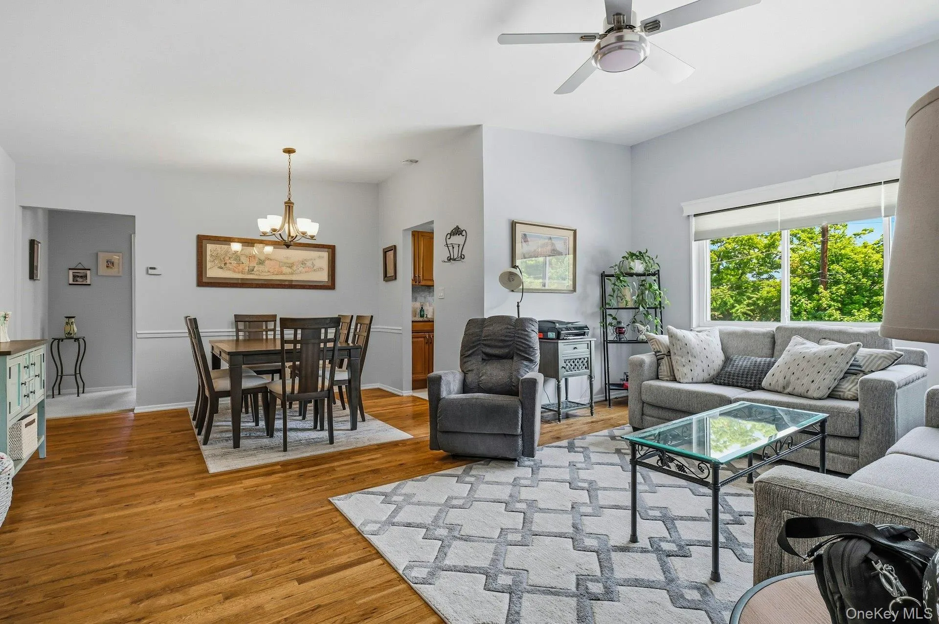 200 Lexington Avenue, Oyster Bay, NY, 1 Bedroom Bedrooms, 4 Rooms Rooms,1 BathroomBathrooms,Residential,For Rent,Lexington,0,1013323 200 Lexington Avenue, Oyster Bay, NY, 1 Bedroom Bedrooms, 4 Rooms Rooms,1 BathroomBathrooms,Residential,For Rent,Lexington,0,1013323