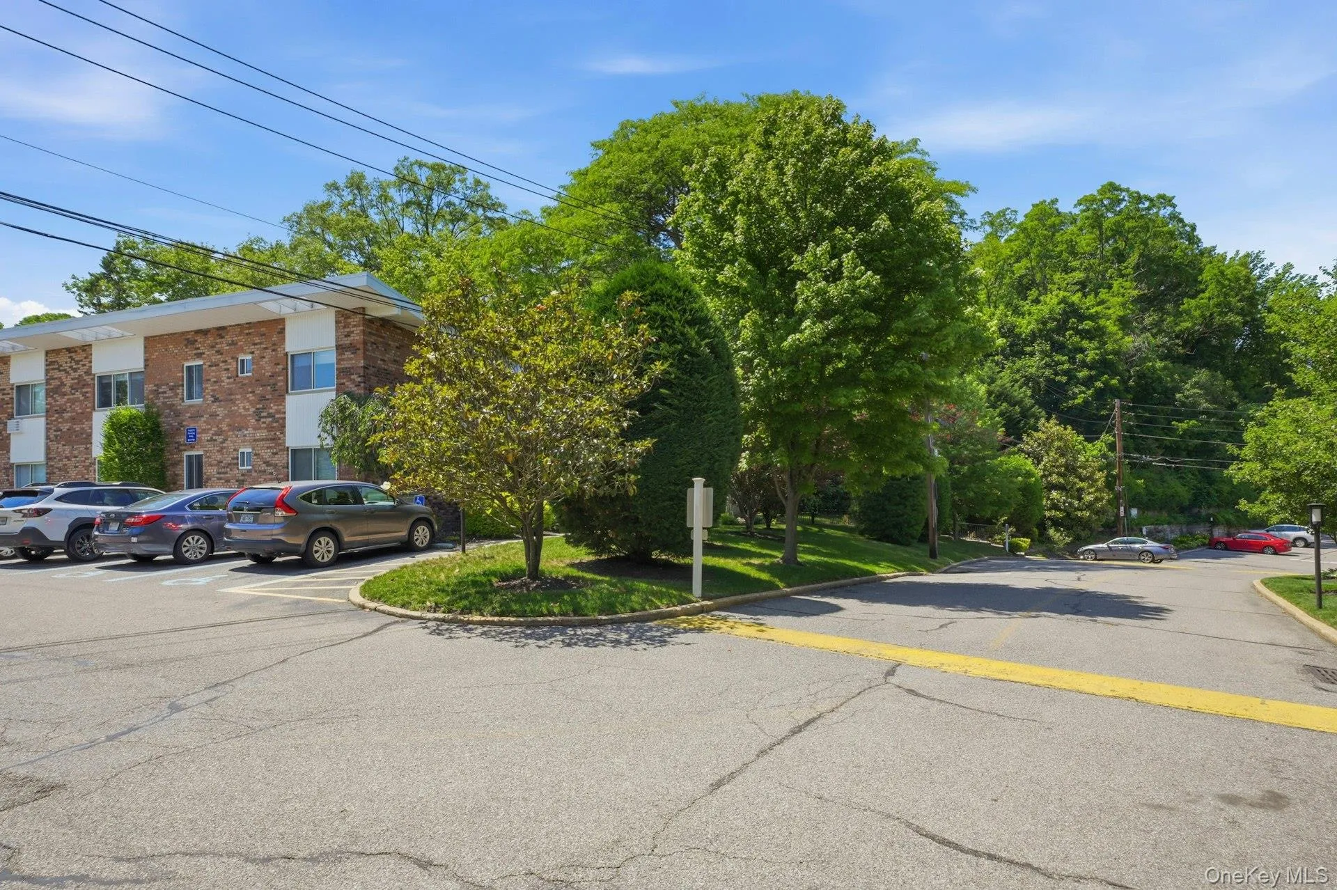 200 Lexington Avenue, Oyster Bay, NY, 1 Bedroom Bedrooms, 4 Rooms Rooms,1 BathroomBathrooms,Residential,For Rent,Lexington,0,1013323 200 Lexington Avenue, Oyster Bay, NY, 1 Bedroom Bedrooms, 4 Rooms Rooms,1 BathroomBathrooms,Residential,For Rent,Lexington,0,1013323