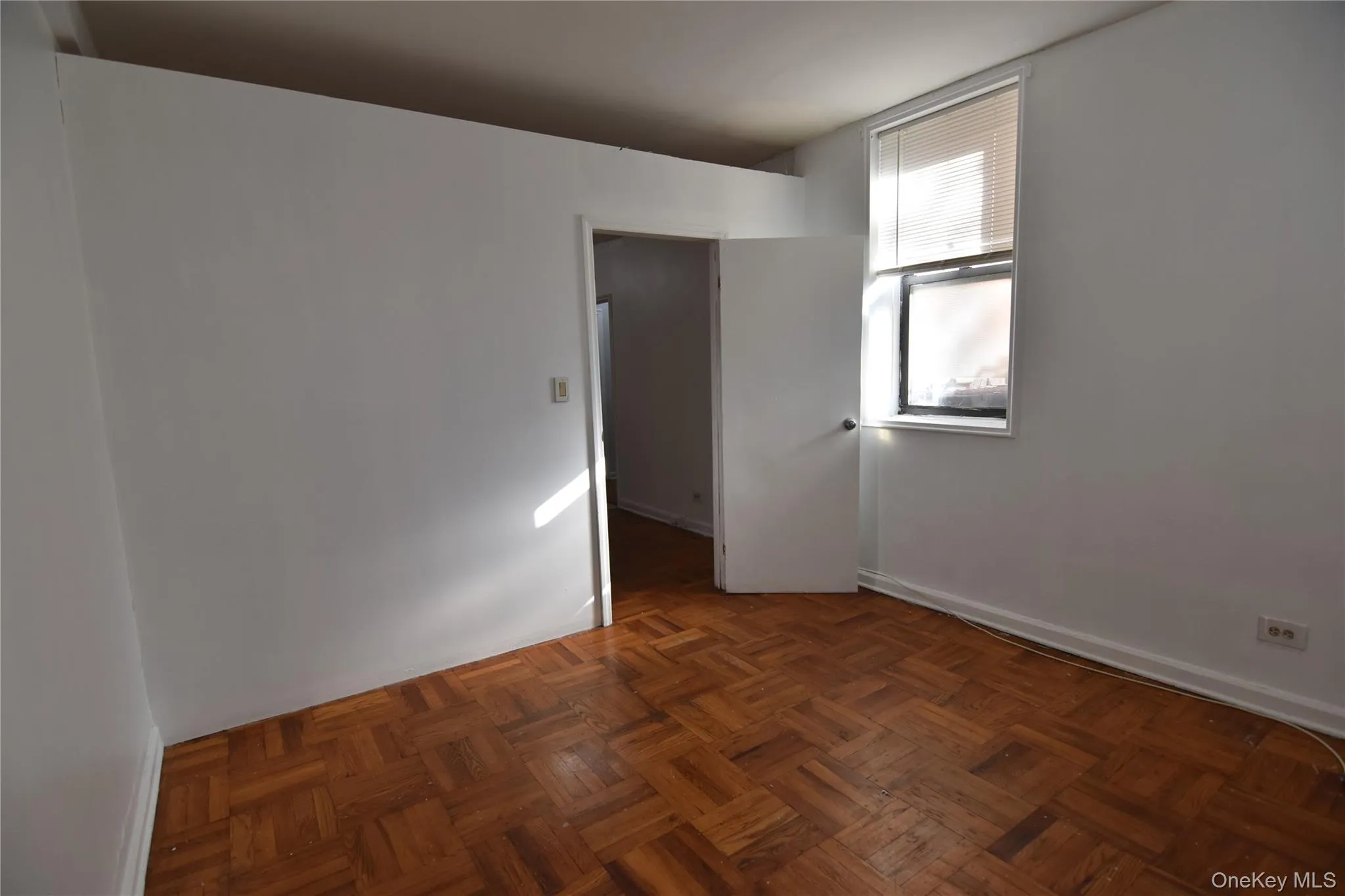 102-32 65th Avenue, New York, NY, 2 Rooms Rooms,1 BathroomBathrooms,Residential,For Rent,65th,0,KEY1013324 102-32 65th Avenue, New York, NY, 2 Rooms Rooms,1 BathroomBathrooms,Residential,For Rent,65th,0,KEY1013324