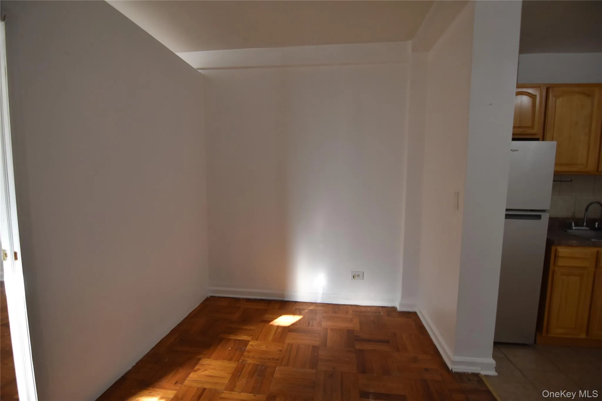 102-32 65th Avenue, New York, NY, 2 Rooms Rooms,1 BathroomBathrooms,Residential,For Rent,65th,0,KEY1013324 102-32 65th Avenue, New York, NY, 2 Rooms Rooms,1 BathroomBathrooms,Residential,For Rent,65th,0,KEY1013324