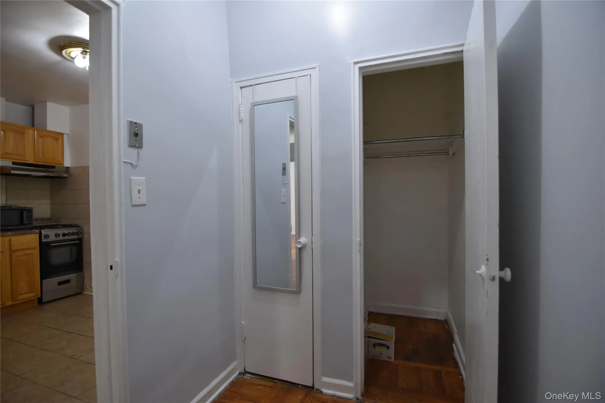 102-32 65th Avenue, New York, NY, 2 Rooms Rooms,1 BathroomBathrooms,Residential,For Rent,65th,0,KEY1013324 102-32 65th Avenue, New York, NY, 2 Rooms Rooms,1 BathroomBathrooms,Residential,For Rent,65th,0,KEY1013324
