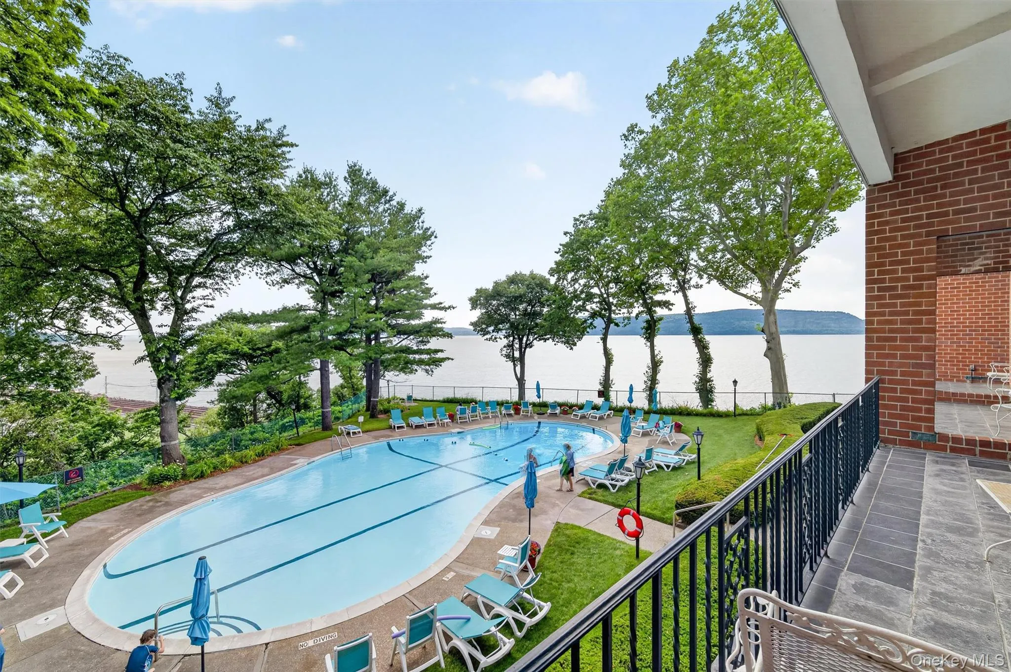 Stunning views poolside towards the Hudson River and Palisades. Stunning views poolside towards the Hudson River and Palisades.