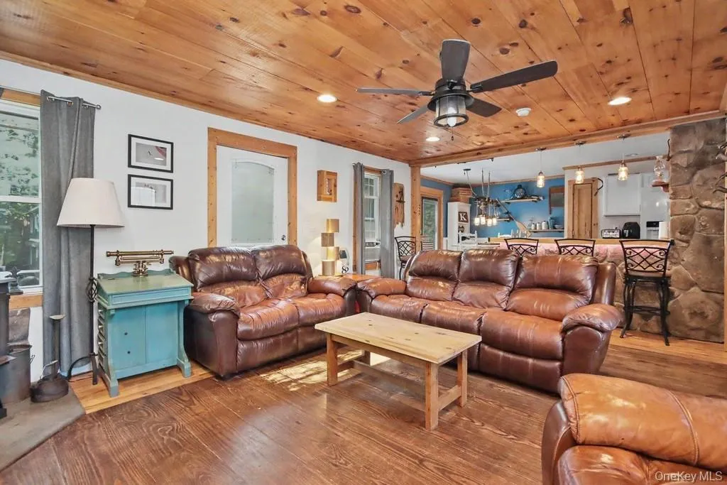 105 Cold Spring Road, Liberty, NY, 3 Bedrooms Bedrooms, 13 Rooms Rooms,2 BathroomsBathrooms,Residential,For Rent,Cold Spring,0,1013333 105 Cold Spring Road, Liberty, NY, 3 Bedrooms Bedrooms, 13 Rooms Rooms,2 BathroomsBathrooms,Residential,For Rent,Cold Spring,0,1013333