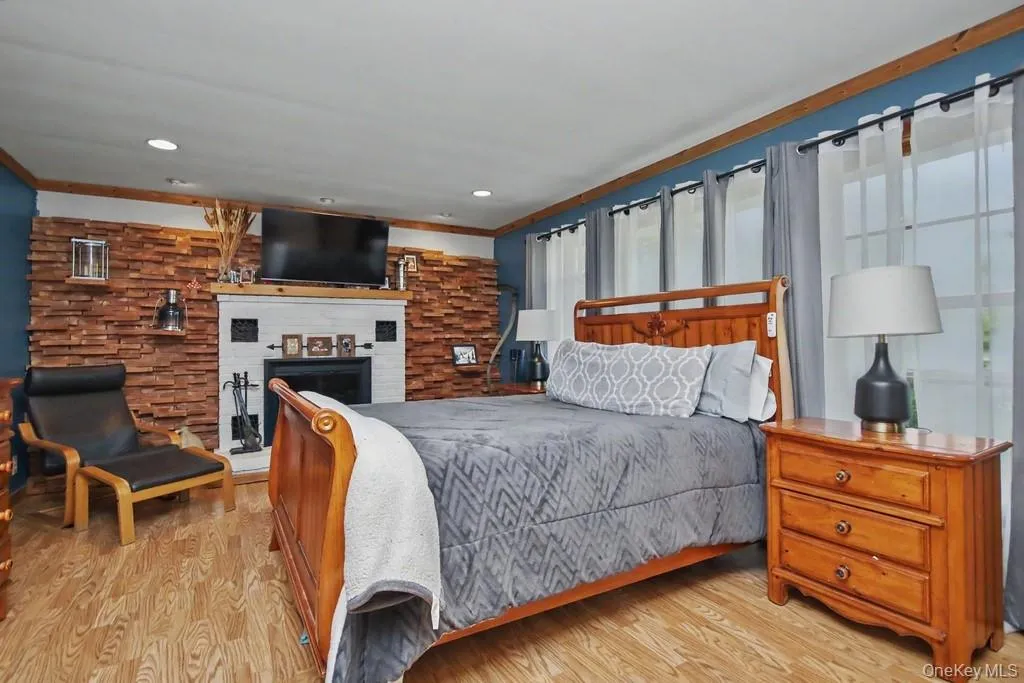 105 Cold Spring Road, Liberty, NY, 3 Bedrooms Bedrooms, 13 Rooms Rooms,2 BathroomsBathrooms,Residential,For Rent,Cold Spring,0,1013333 105 Cold Spring Road, Liberty, NY, 3 Bedrooms Bedrooms, 13 Rooms Rooms,2 BathroomsBathrooms,Residential,For Rent,Cold Spring,0,1013333