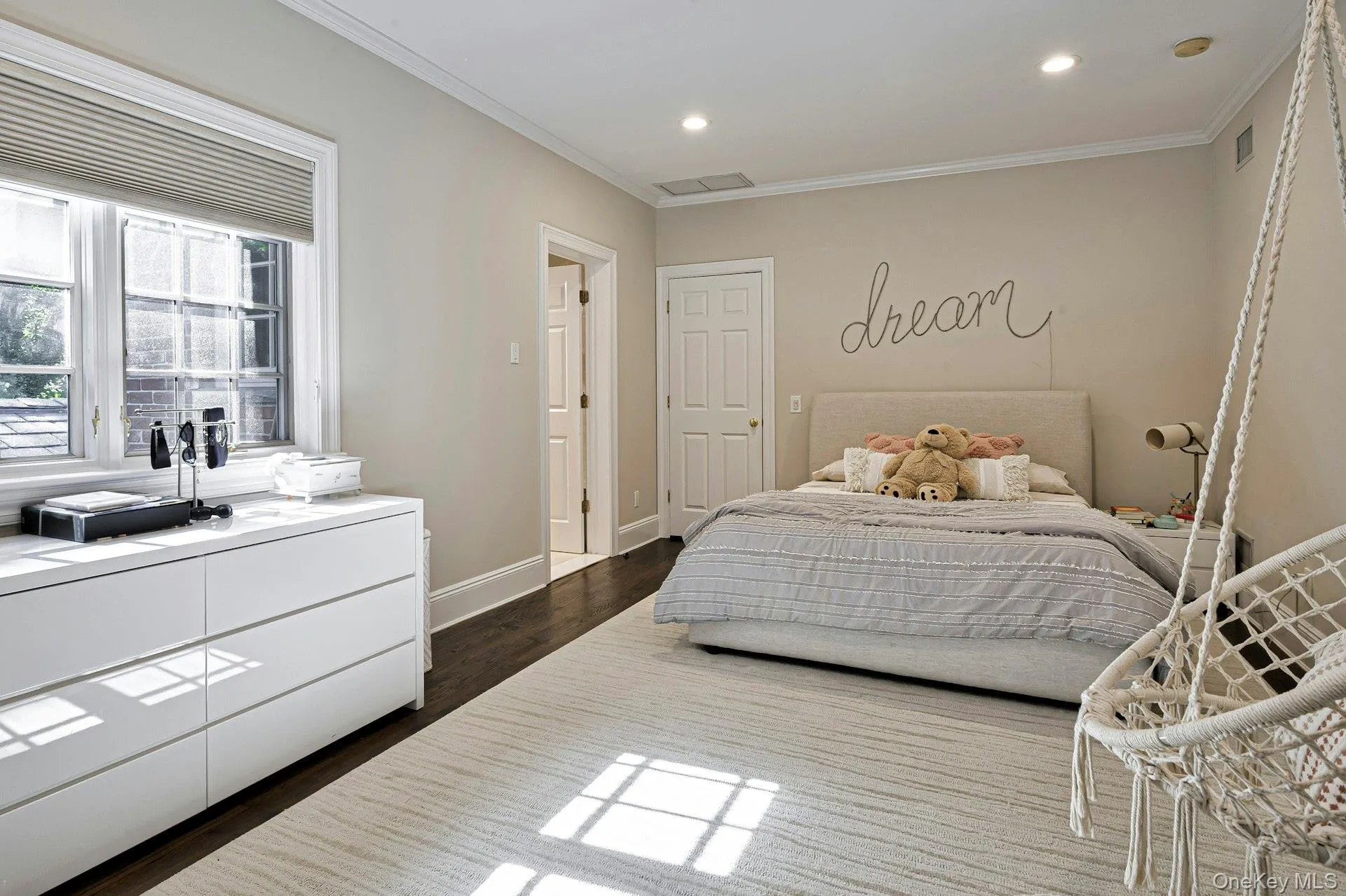 16 Barkers Point Road, North Hempstead, NY, 6 Bedrooms Bedrooms, 17 Rooms Rooms,7 BathroomsBathrooms,Residential Lease,For Rent,Barkers Point Road,0,1013334 16 Barkers Point Road, North Hempstead, NY, 6 Bedrooms Bedrooms, 17 Rooms Rooms,7 BathroomsBathrooms,Residential Lease,For Rent,Barkers Point Road,0,1013334