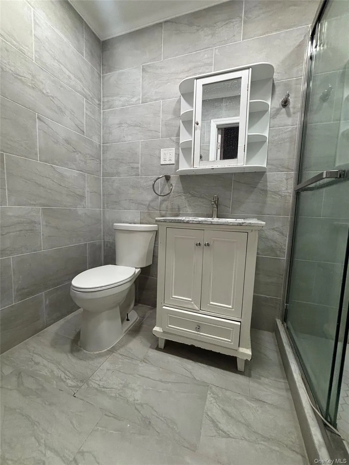 15 Nichols Avenue, New York, NY, 4 Bedrooms Bedrooms, 6 Rooms Rooms,1 BathroomBathrooms,Residential Lease,For Rent,Nichols Avenue,0,1013339 15 Nichols Avenue, New York, NY, 4 Bedrooms Bedrooms, 6 Rooms Rooms,1 BathroomBathrooms,Residential Lease,For Rent,Nichols Avenue,0,1013339