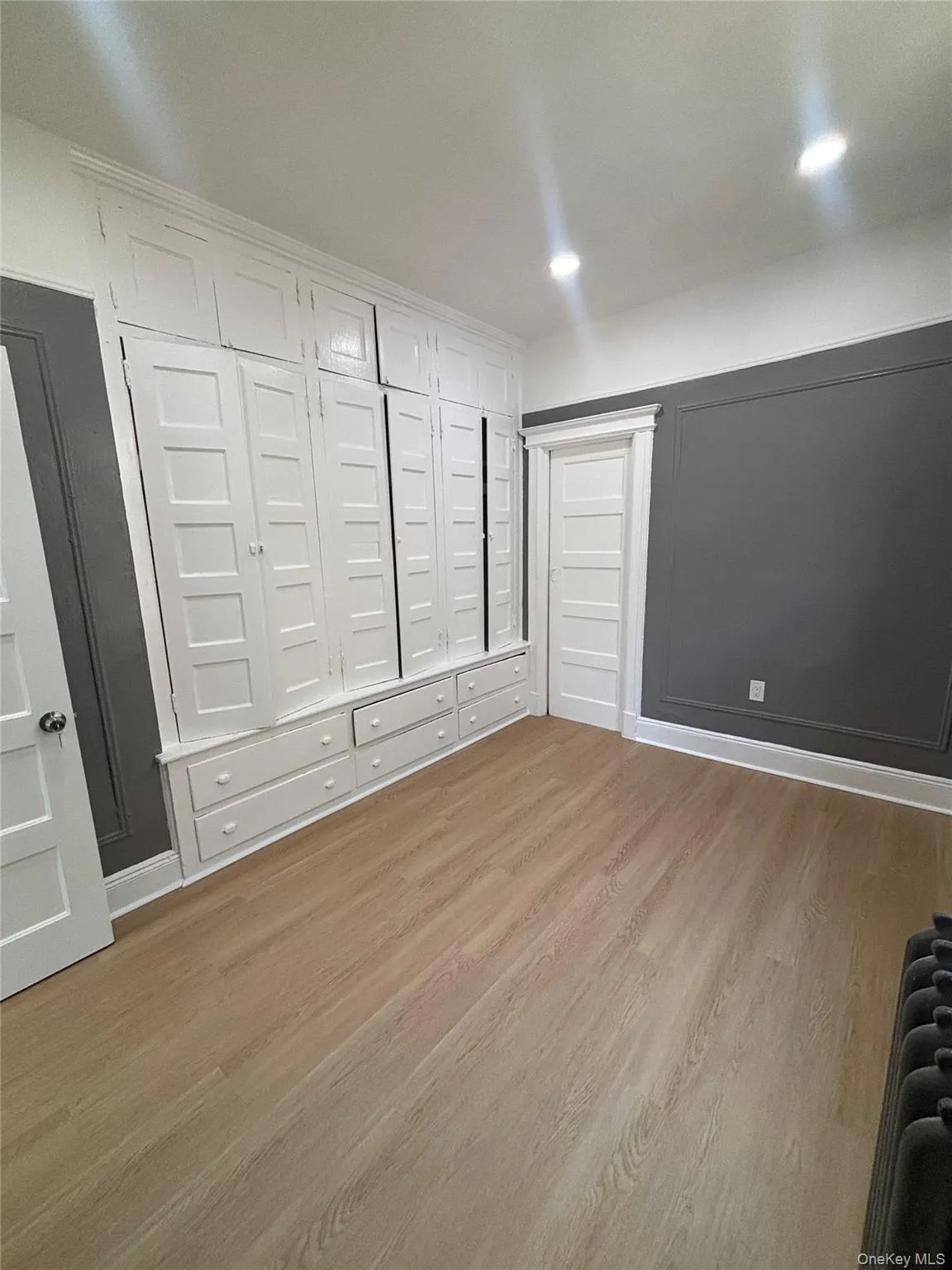 15 Nichols Avenue, New York, NY, 4 Bedrooms Bedrooms, 6 Rooms Rooms,1 BathroomBathrooms,Residential Lease,For Rent,Nichols Avenue,0,1013339 15 Nichols Avenue, New York, NY, 4 Bedrooms Bedrooms, 6 Rooms Rooms,1 BathroomBathrooms,Residential Lease,For Rent,Nichols Avenue,0,1013339