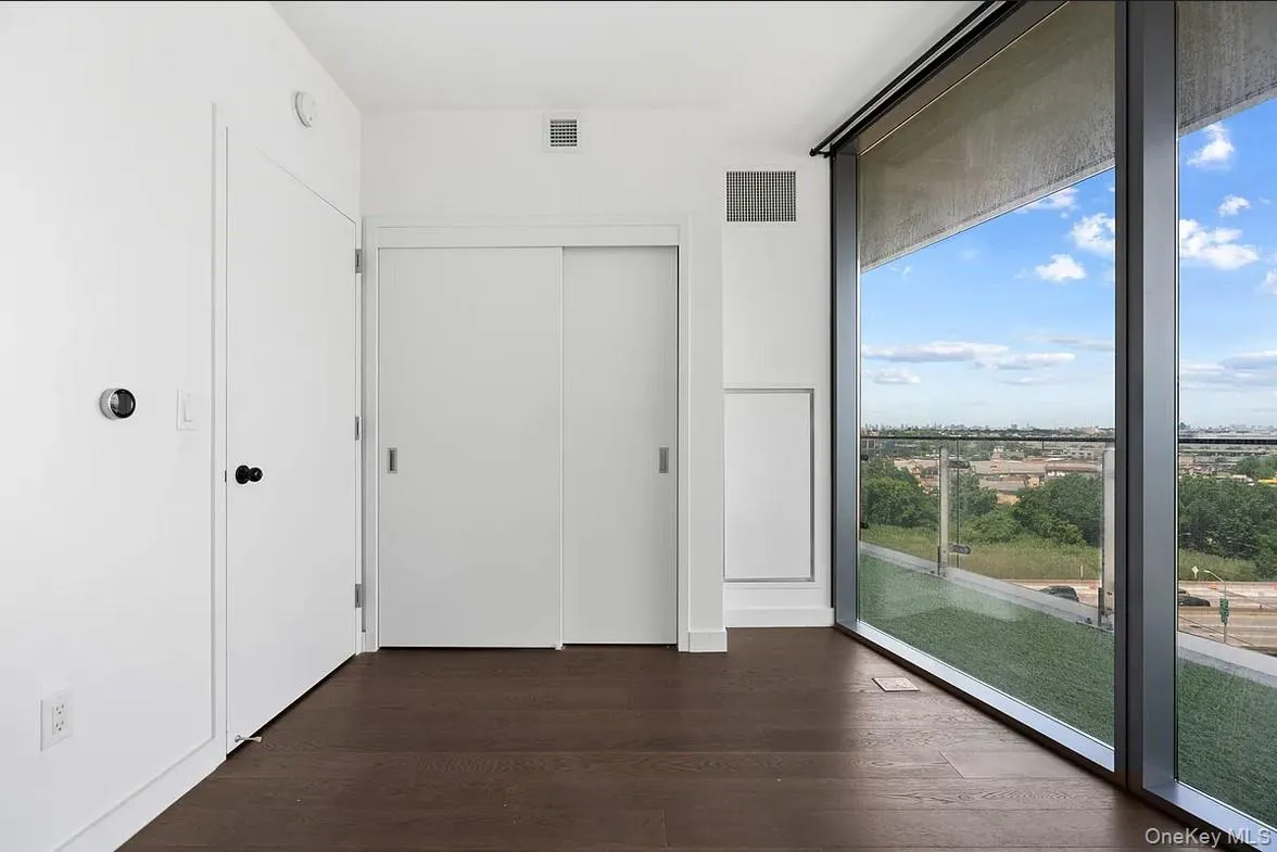 131-05 40 Road, New York, NY, 2 Bedrooms Bedrooms, 5 Rooms Rooms,1 BathroomBathrooms,Residential,For Rent,40,0,1013341 131-05 40 Road, New York, NY, 2 Bedrooms Bedrooms, 5 Rooms Rooms,1 BathroomBathrooms,Residential,For Rent,40,0,1013341