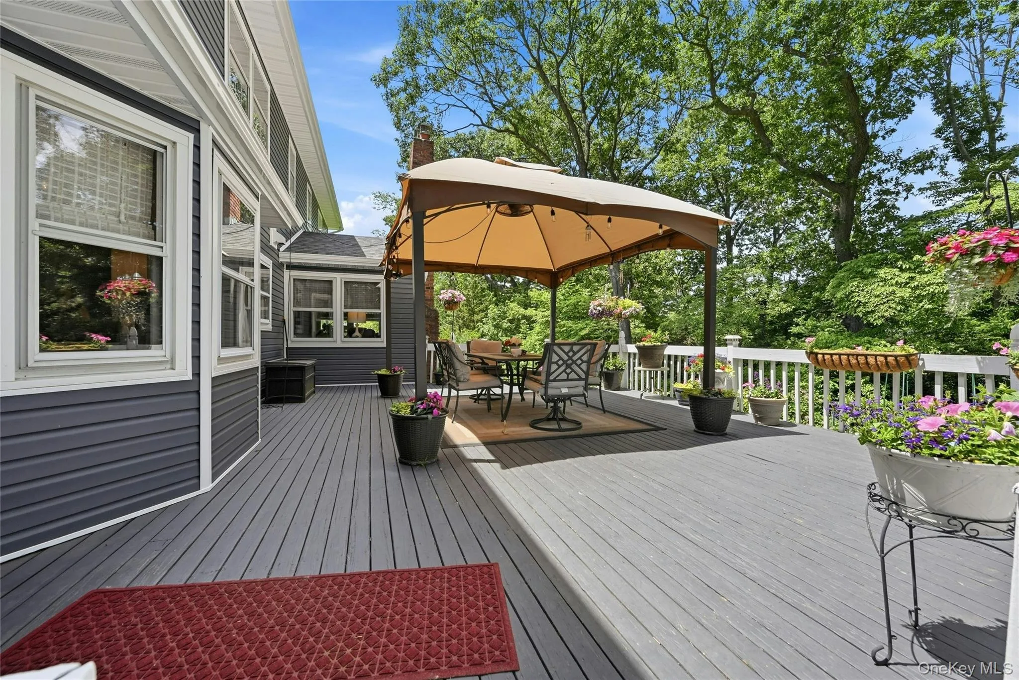 Spacious deck for entertaining Spacious deck for entertaining