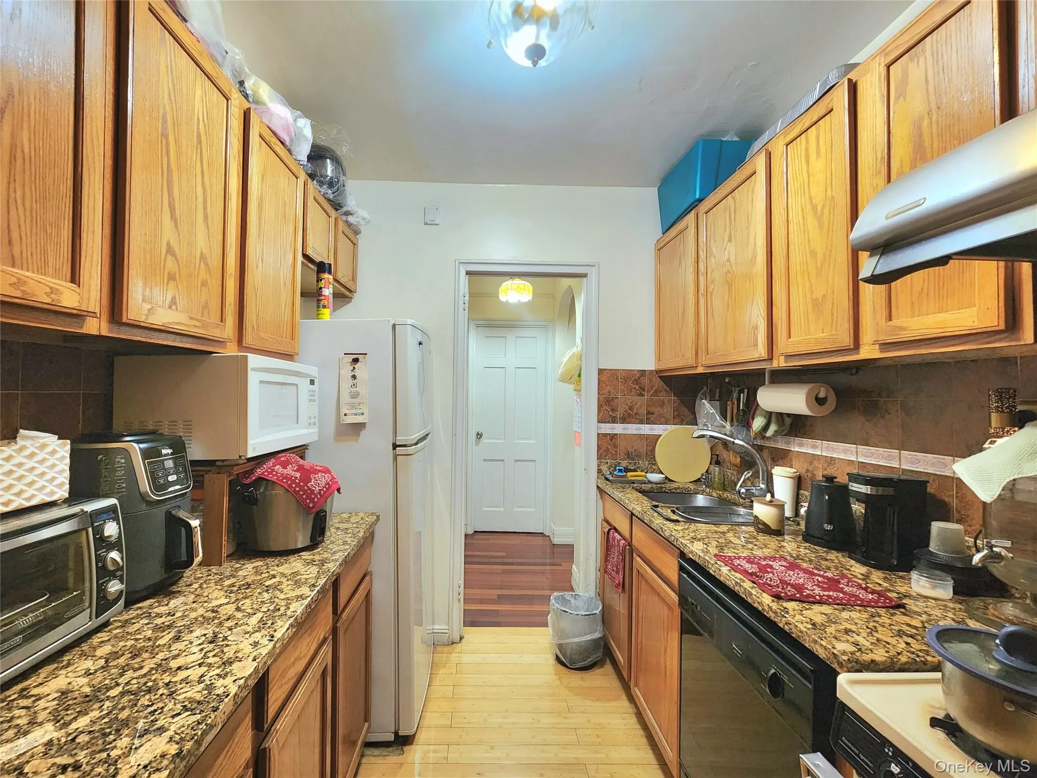 143-07 Sanford Avenue, New York, NY, 2 Bedrooms Bedrooms, 8 Rooms Rooms,1 BathroomBathrooms,Residential,For Rent,Sanford,0,1013351 143-07 Sanford Avenue, New York, NY, 2 Bedrooms Bedrooms, 8 Rooms Rooms,1 BathroomBathrooms,Residential,For Rent,Sanford,0,1013351